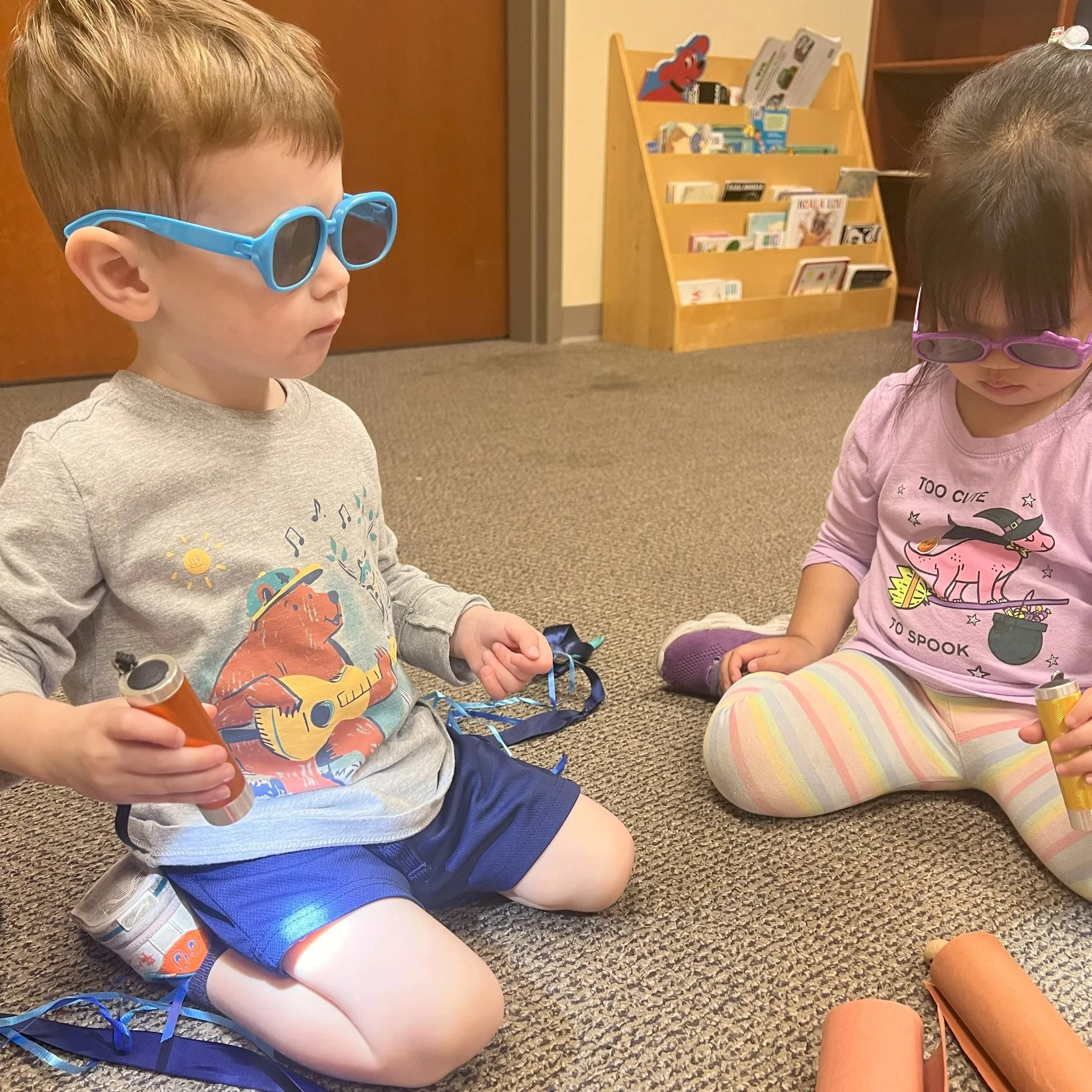 Cooperative play has complex benefits
