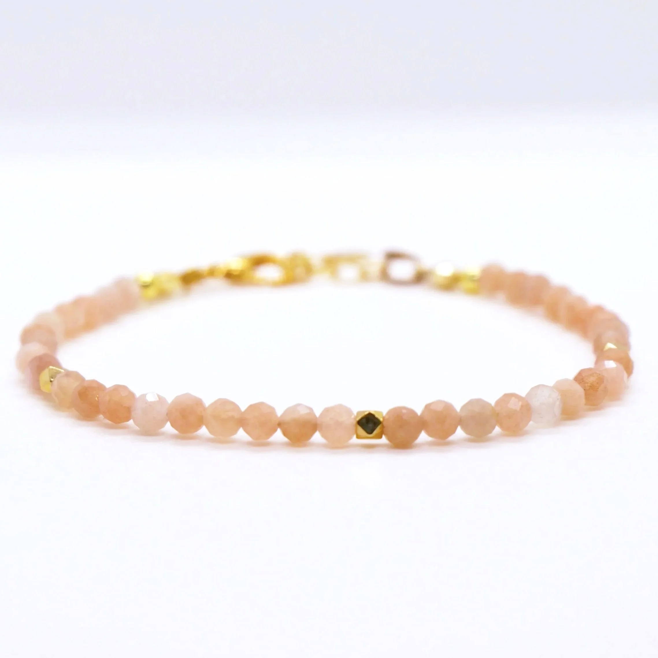 SUNSTONE ARMBAND
