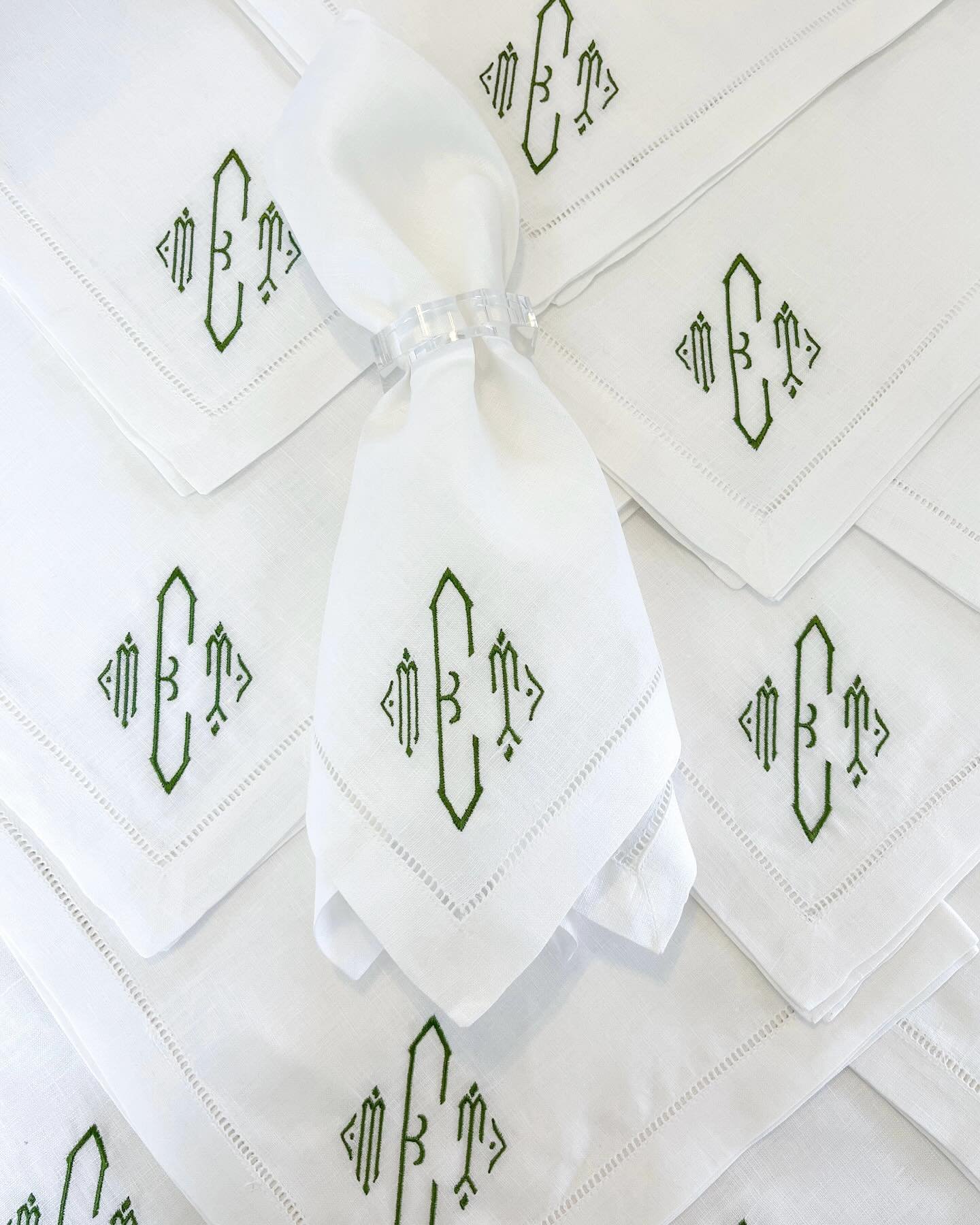 New bride, new monogram 🤍