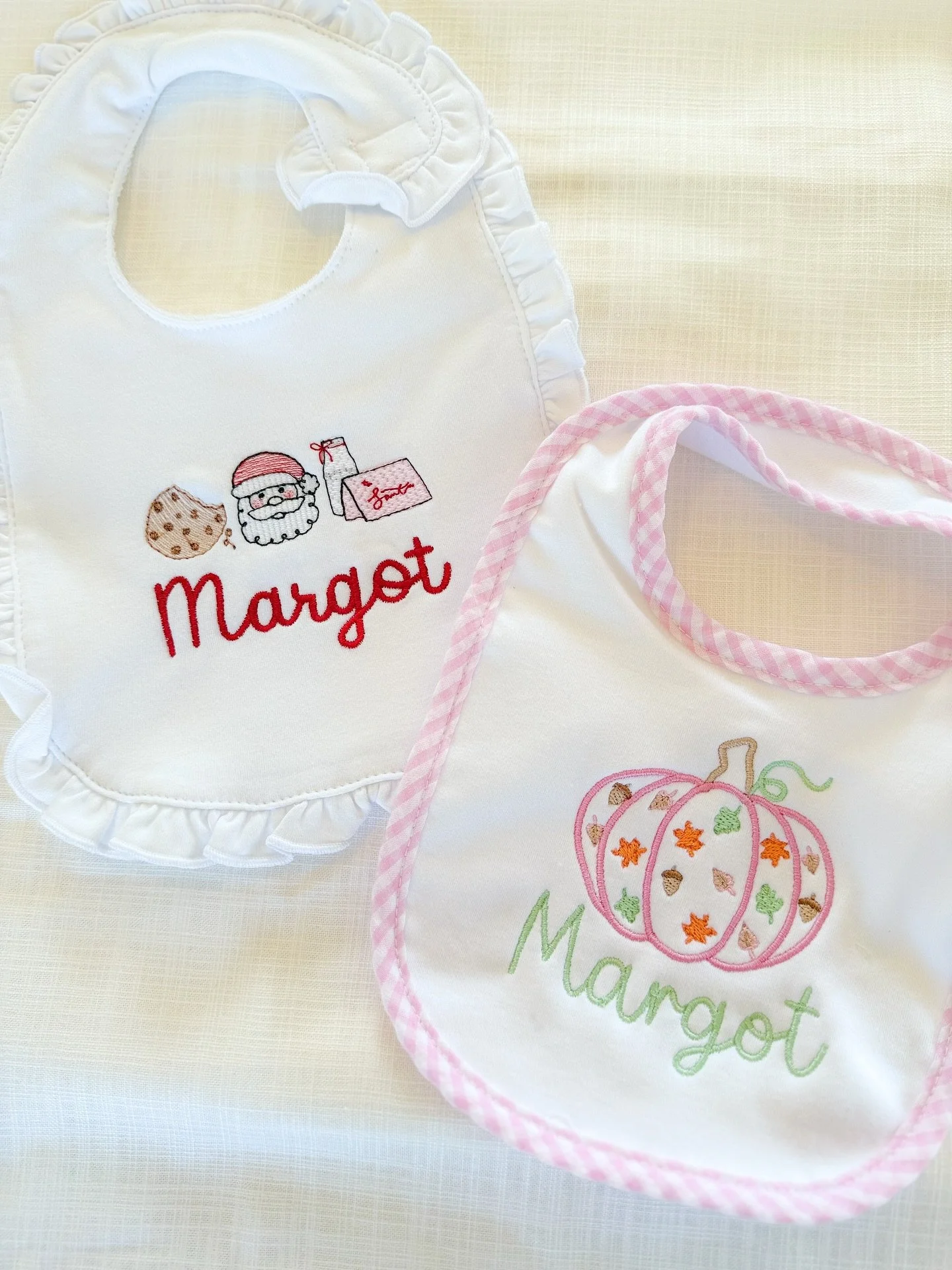 The perfect personalized gift 🥰 Holiday designs are coming soon!