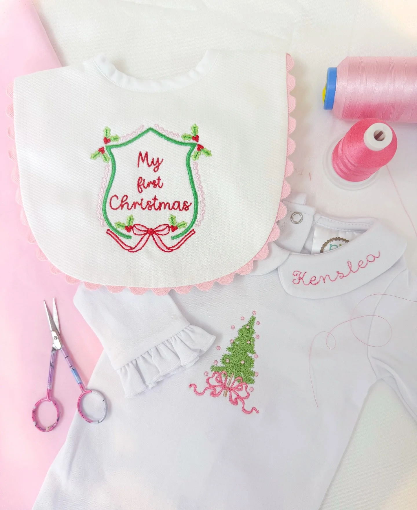 Merry, pink and bright!! 💕🎄