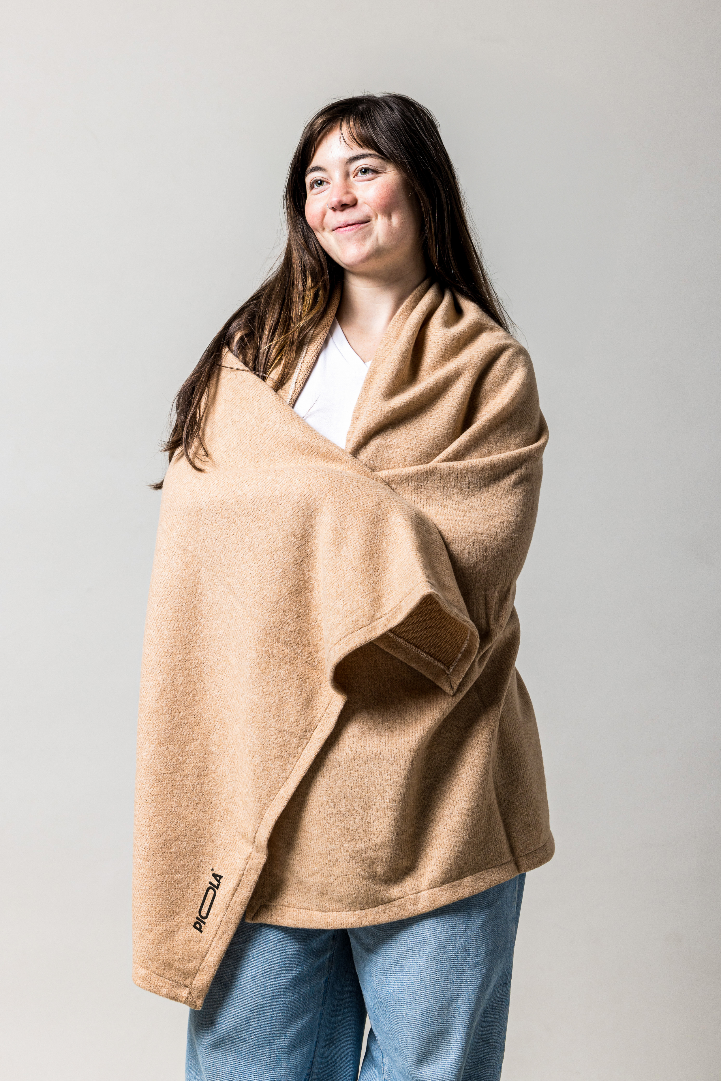 MANTA-LANILLA-CAMEL-(1).png