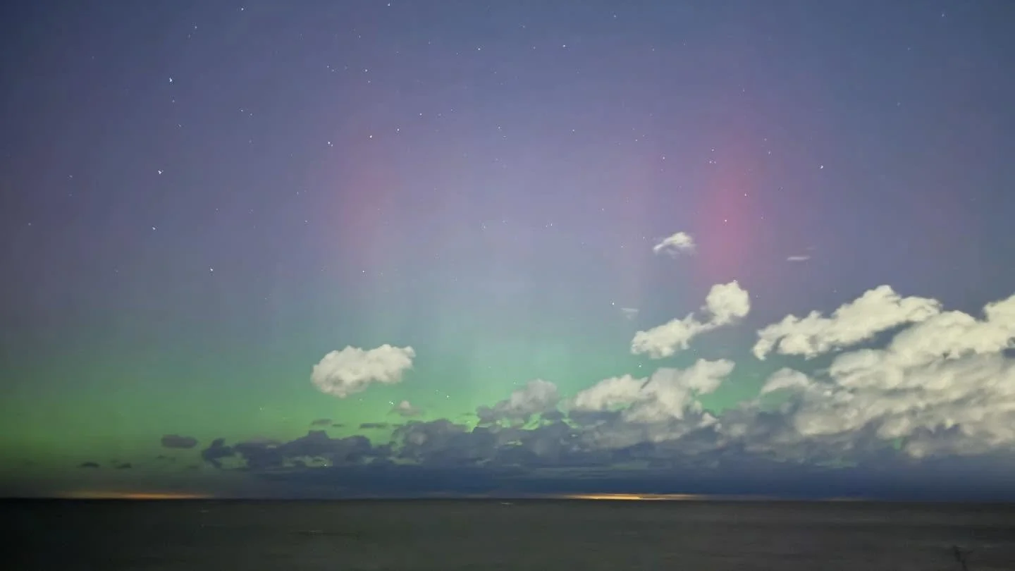 Early fall in Cleveland hits different. The light shifts, the air sharpens, and every trail feels like its own quiet universe. Grateful for these moments outside before winter settles in. Winter is here. 

#ClevelandNature #FallVibes #HikingLife #Lak