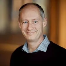 Prof Thomas Hellmann
