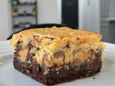*Peanut Butter Cup Gooey Cake