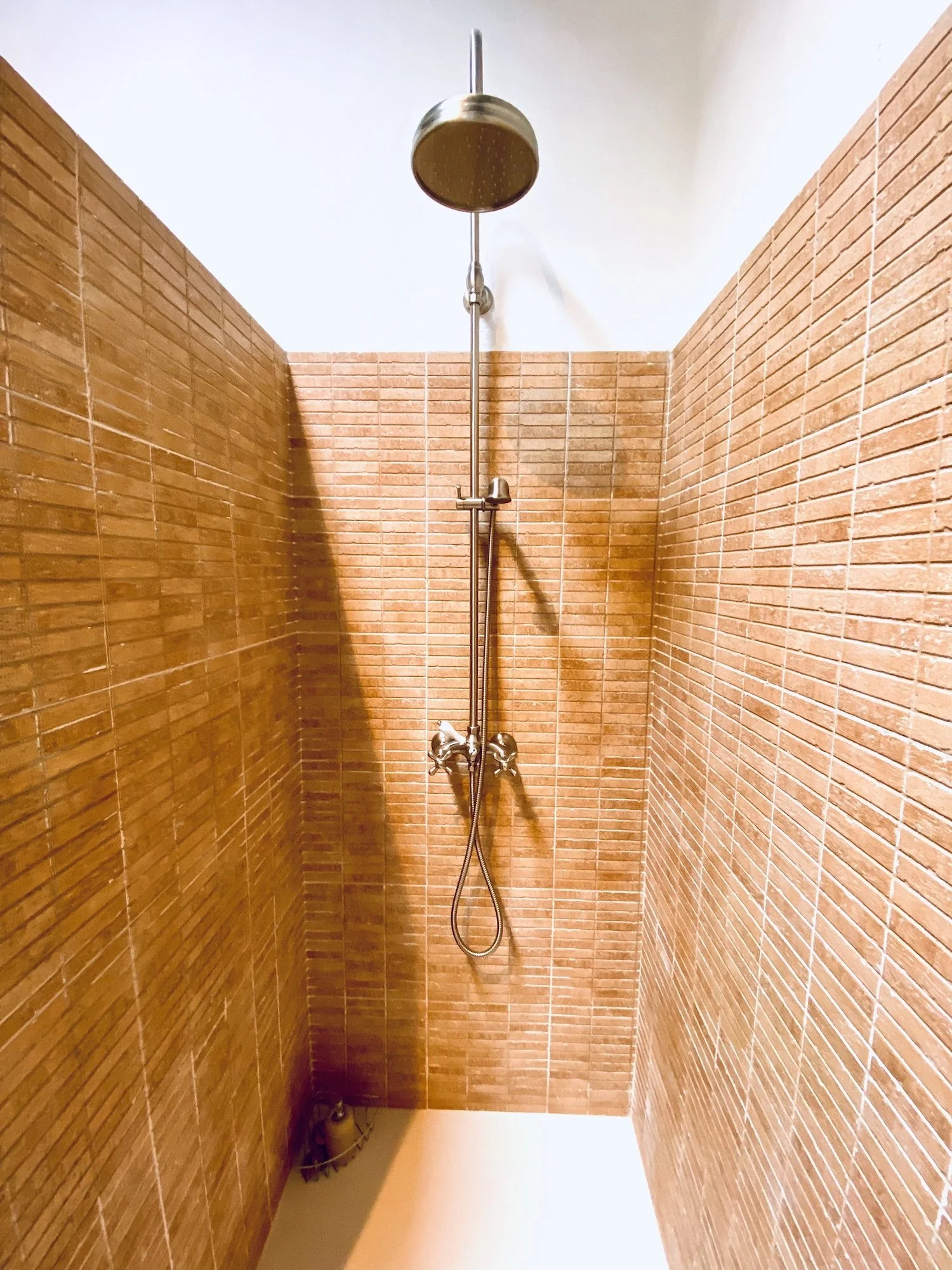Finca Curbelo Apartment 1 Shower.jpg
