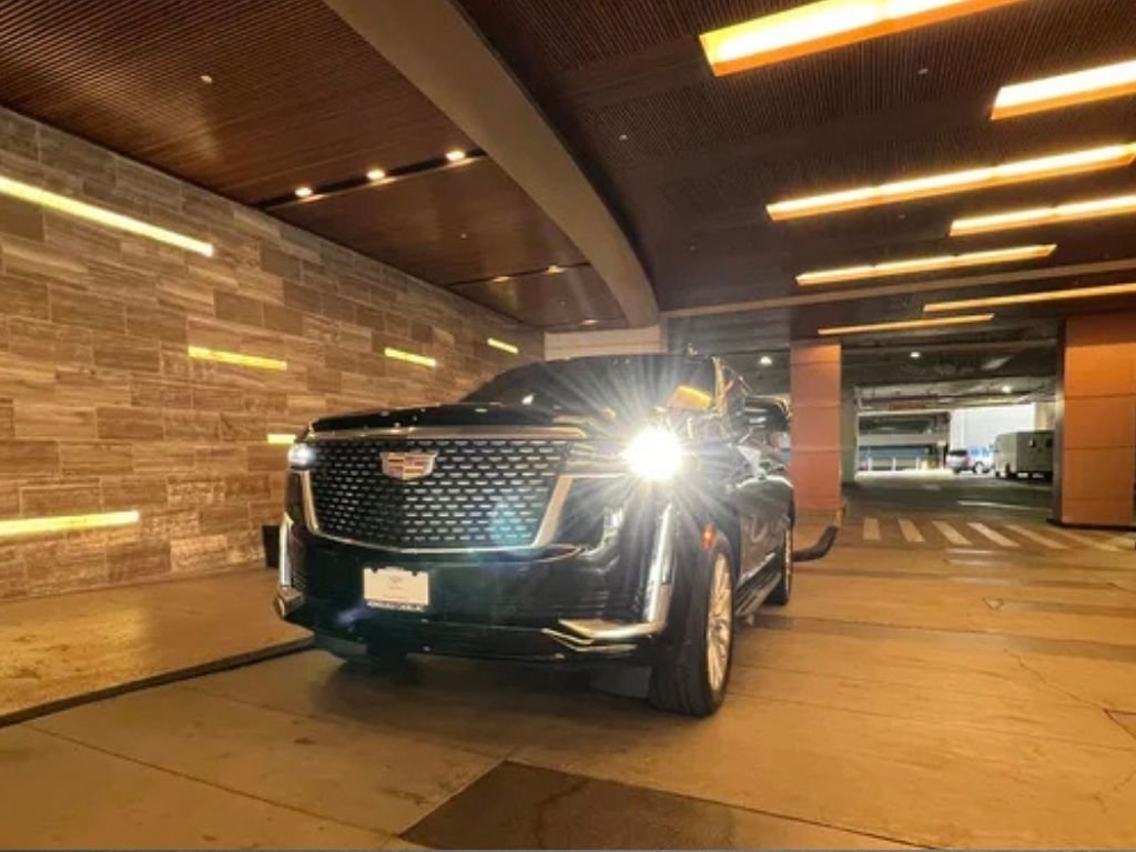 How to Plan an Unforgettable Bachelorette Party in Honolulu with Private Transportation