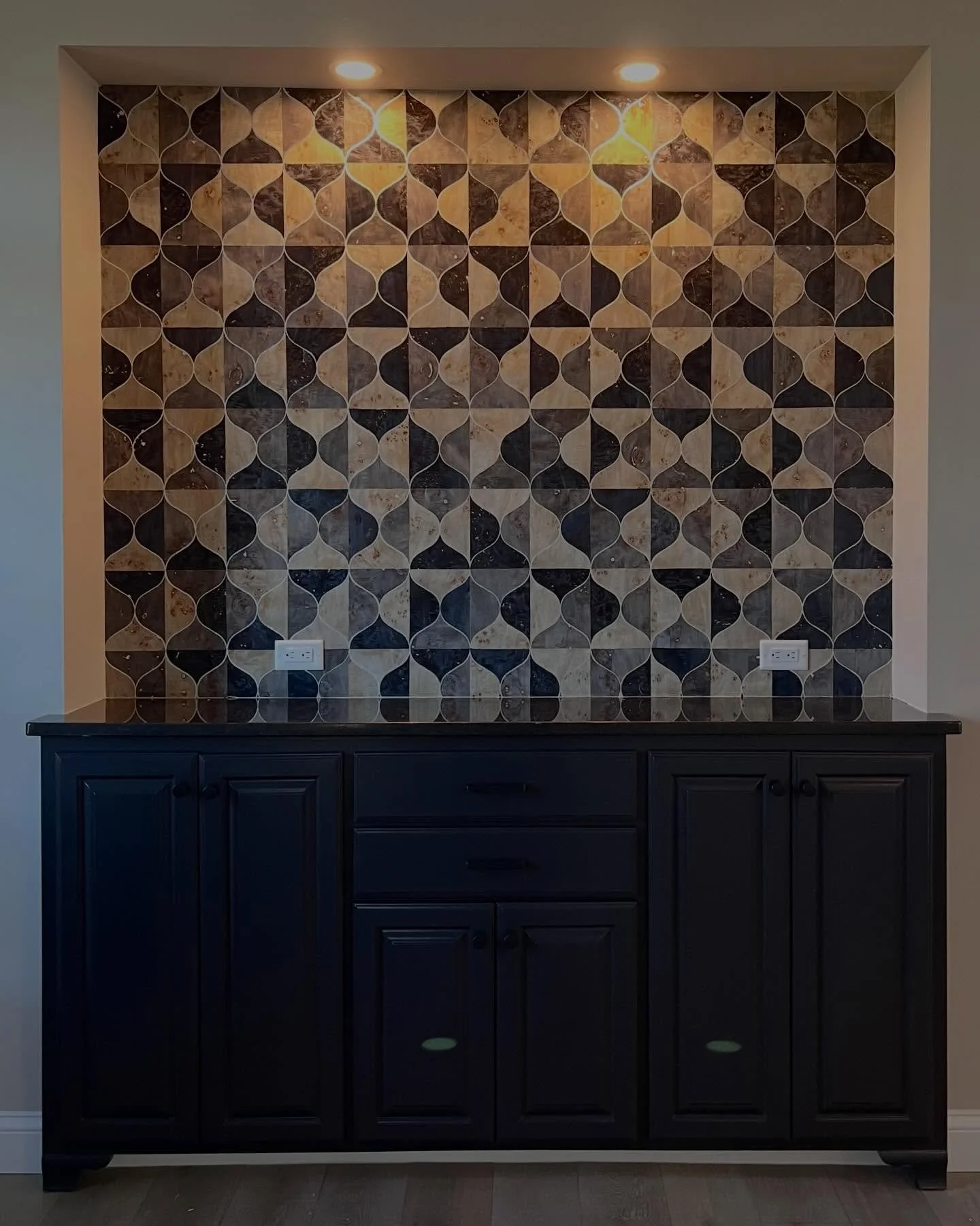 Swipe for before! ➡️.

This @york_wallcoverings installation by @levijamesdesign turned out stunning. Personally, I&rsquo;m more into color than this but for our friends obsessed with black and white, how could it be bad?