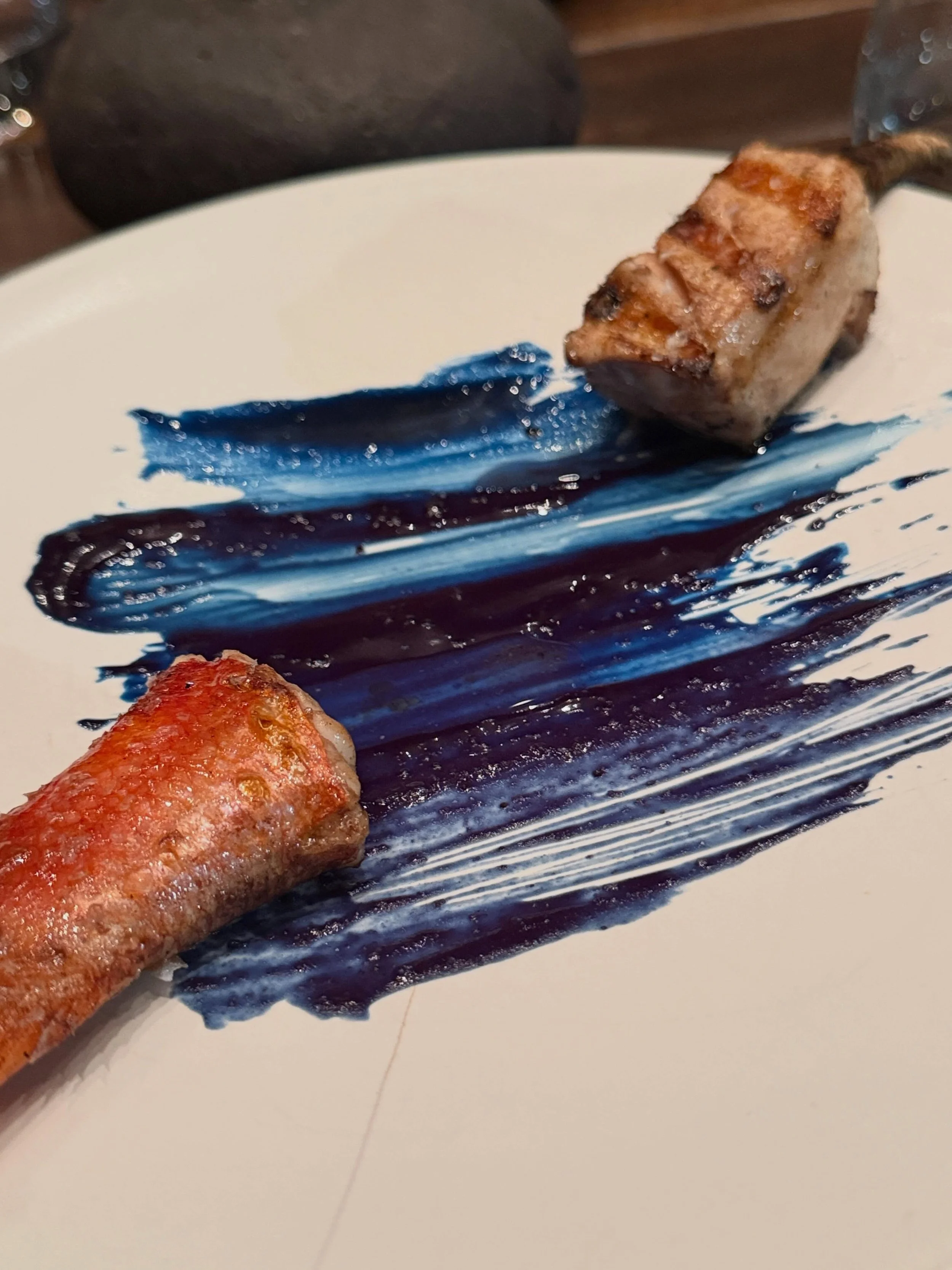 Proof that design comes in many forms: three dishes last night from @boragoscl in Santiago. 

1. Fish with a sauce made from seaweed. There is no food coloring here. They extract compounds from the seaweed that make this sauce blue. 
2. I-don&rsquo;t