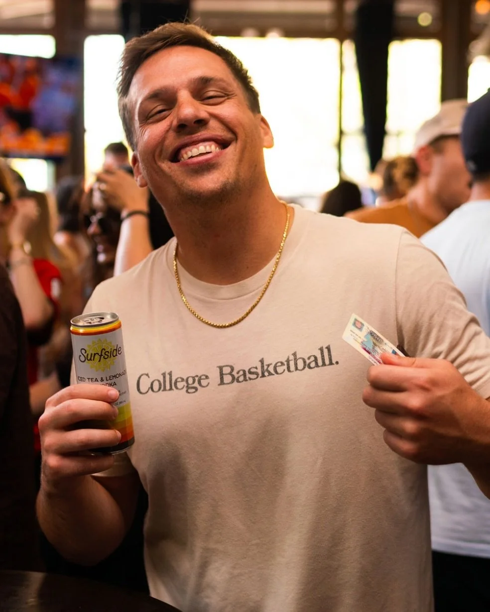 WIN A 2-HOUR OPEN BAR FOR YOU + YOUR CREW 🍾

We&rsquo;re giving away an open bar party to 3 lucky winners for an upcoming day party &mdash; yes, you and ALL your friends.

How to enter:
&bull; Follow us
&bull; Tag who you&rsquo;re bringing in the co