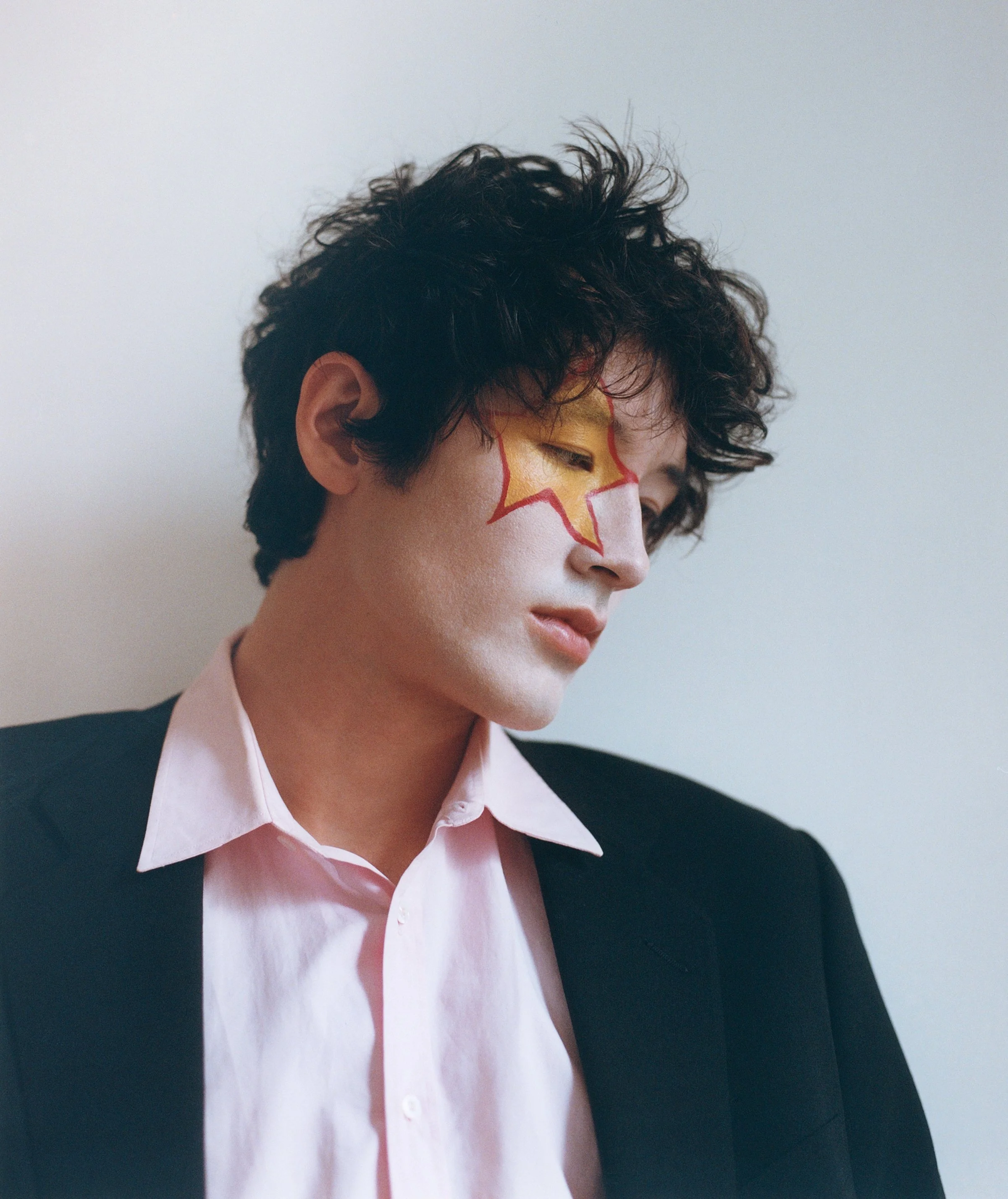 Max at Haileys Apartment 2026