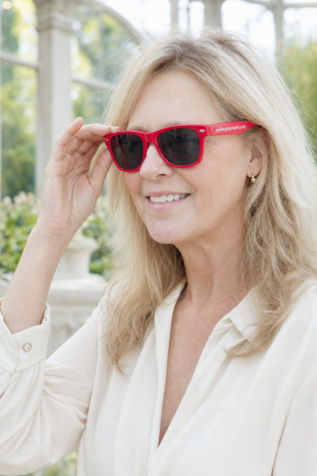 01-closeup-conservatory-pink-red.png