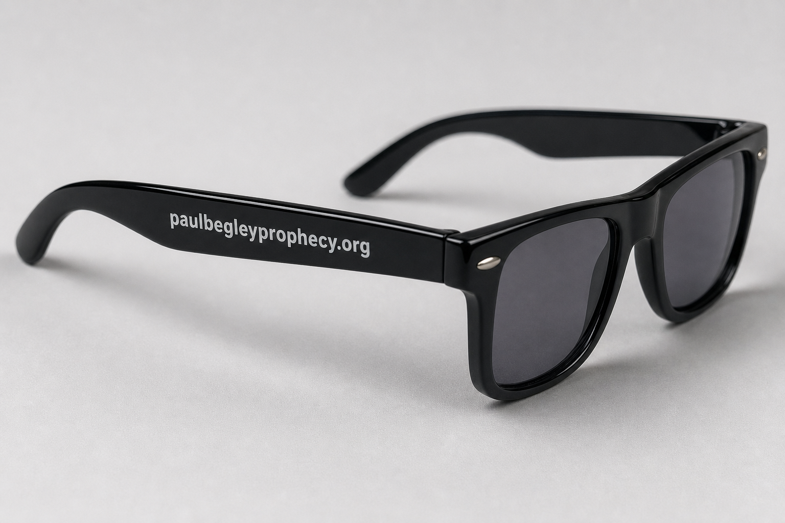 03-black-url-detail.png