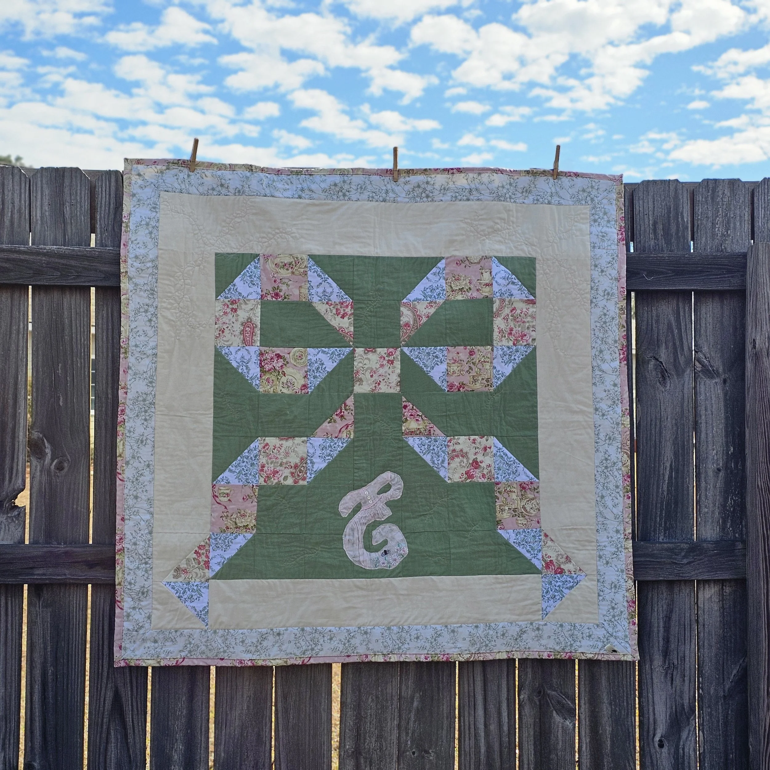 Made to Order: Single Bow Quilt