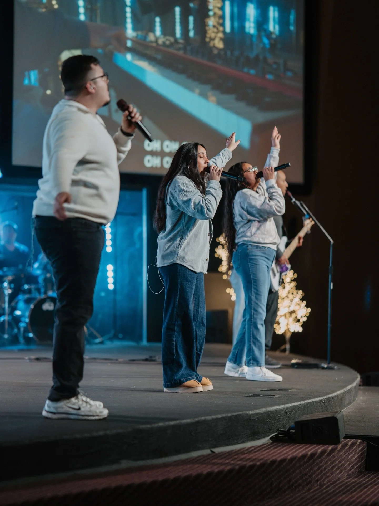 WE LOVE THESE DECEMBER SUNDAYS 🎄✨❄️