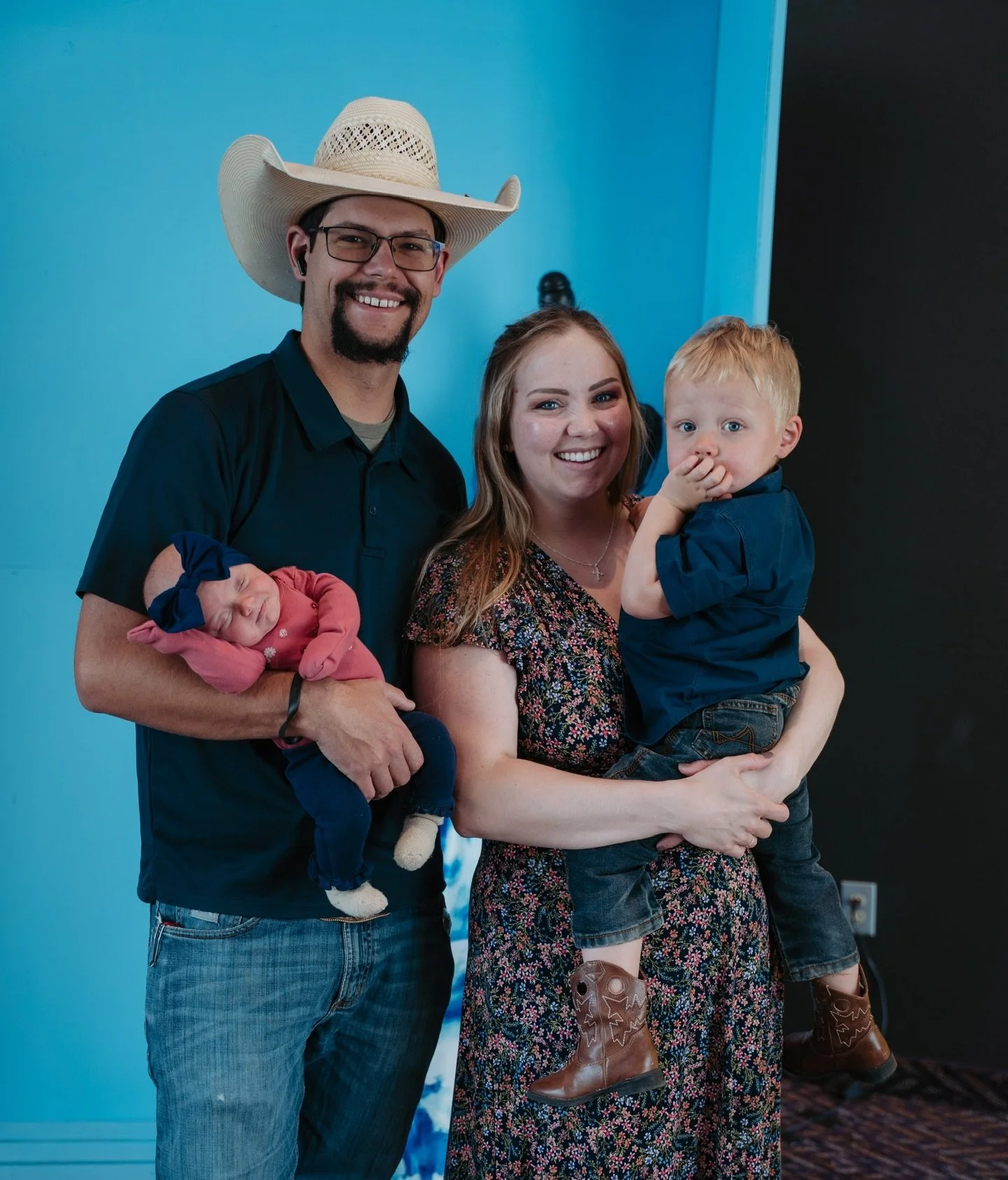 Left Church Feeling Overwhelmed By God&rsquo;s Goodness 🫂

@donnapisani brought an INCREDIBLE word this morning, we&rsquo;re so blessed to have had her with us this weekend! 🤍

SUNDAYS @10AM 🌟