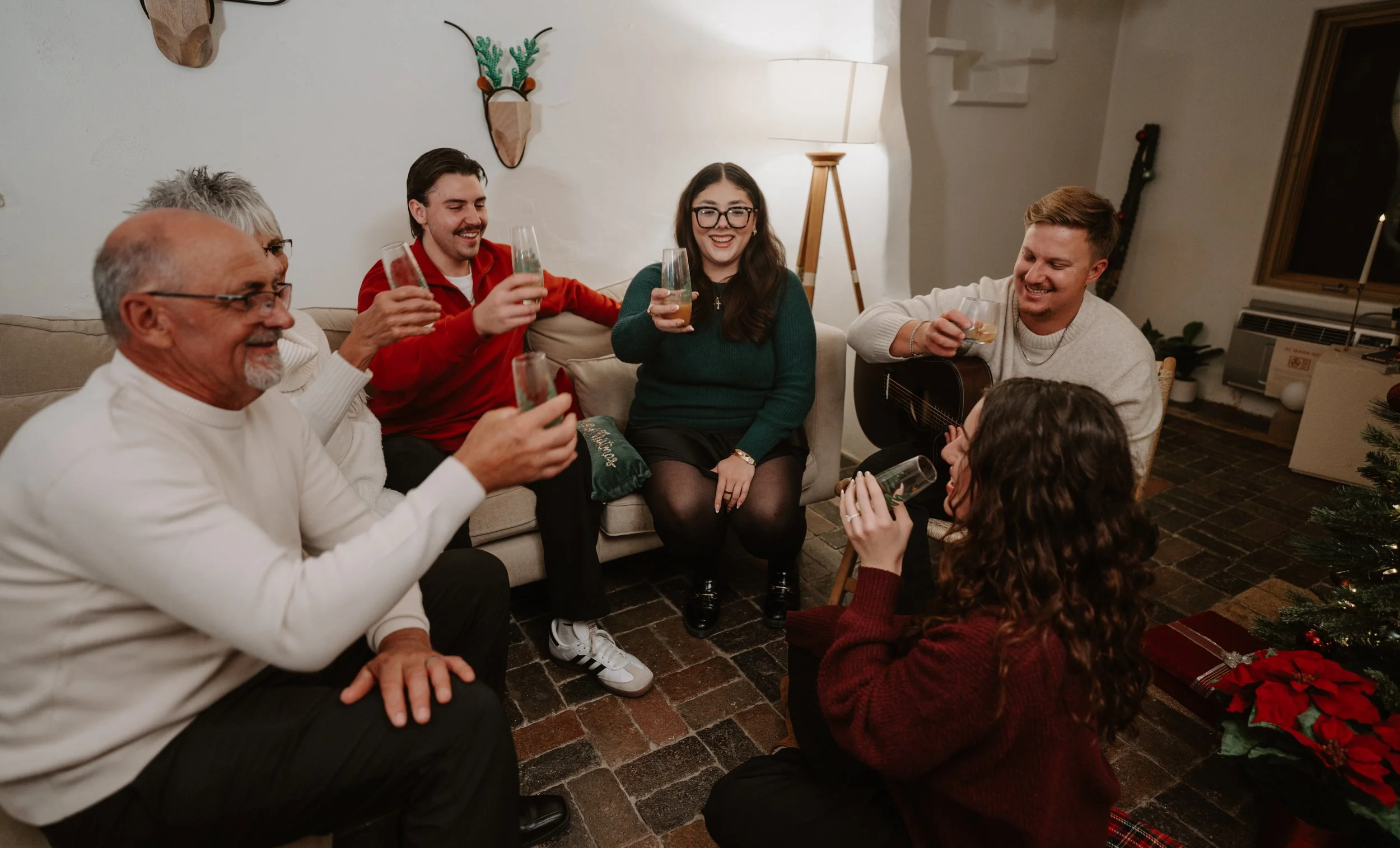 Christmas Dinner Party Photoshoot-63.jpg