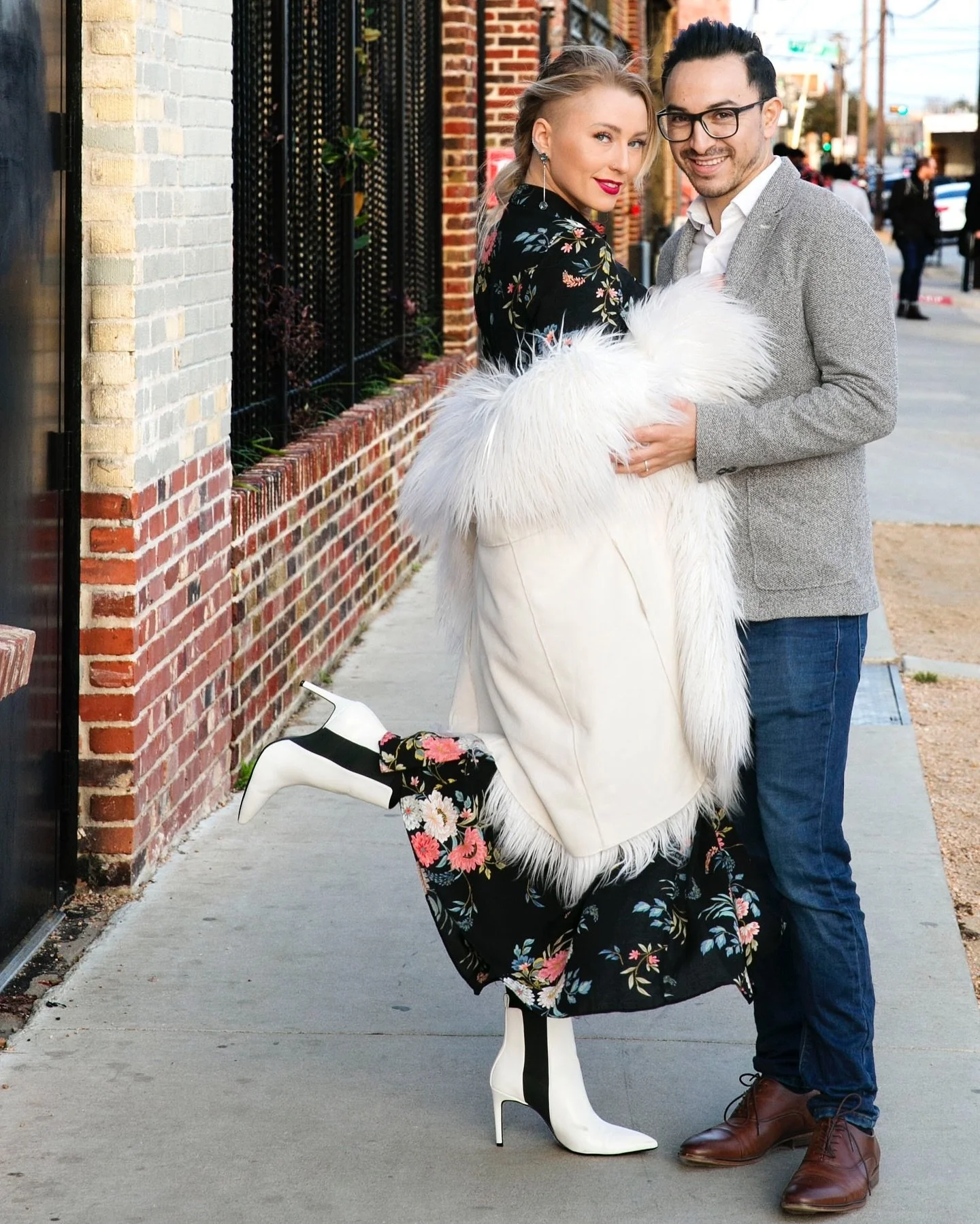 Leona &amp; David.

Don&rsquo;t have any fur-babies yet? It&rsquo;s okay. We still got you! 

Book now to get some beautiful photos of yourself and your partner! #pawtraitstudio 

#couplesportrait #coupleportraits #engagementsessions #preweddingshoot