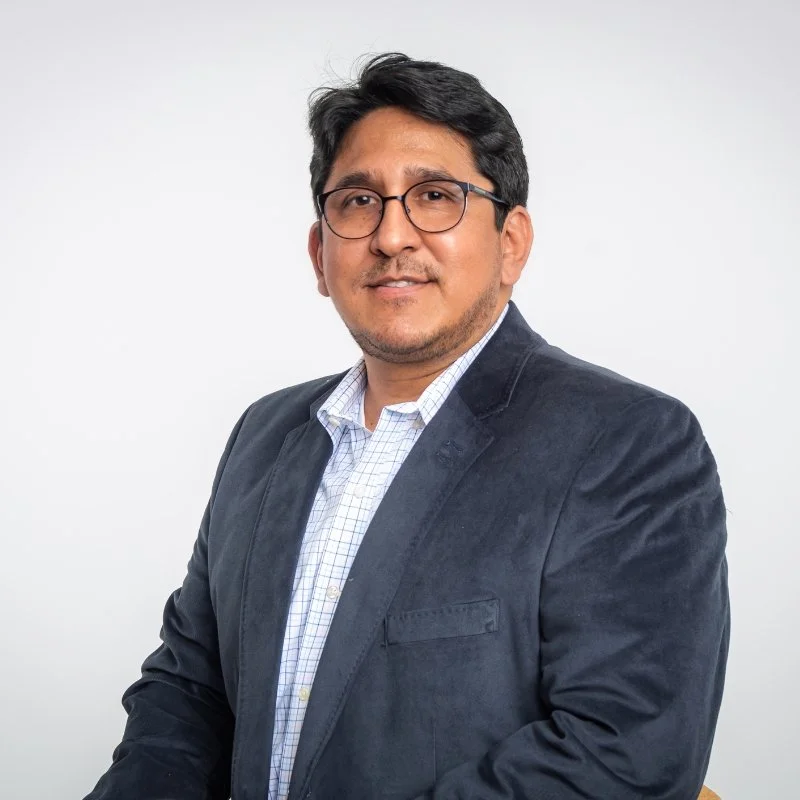 José Luis Castillo headshot