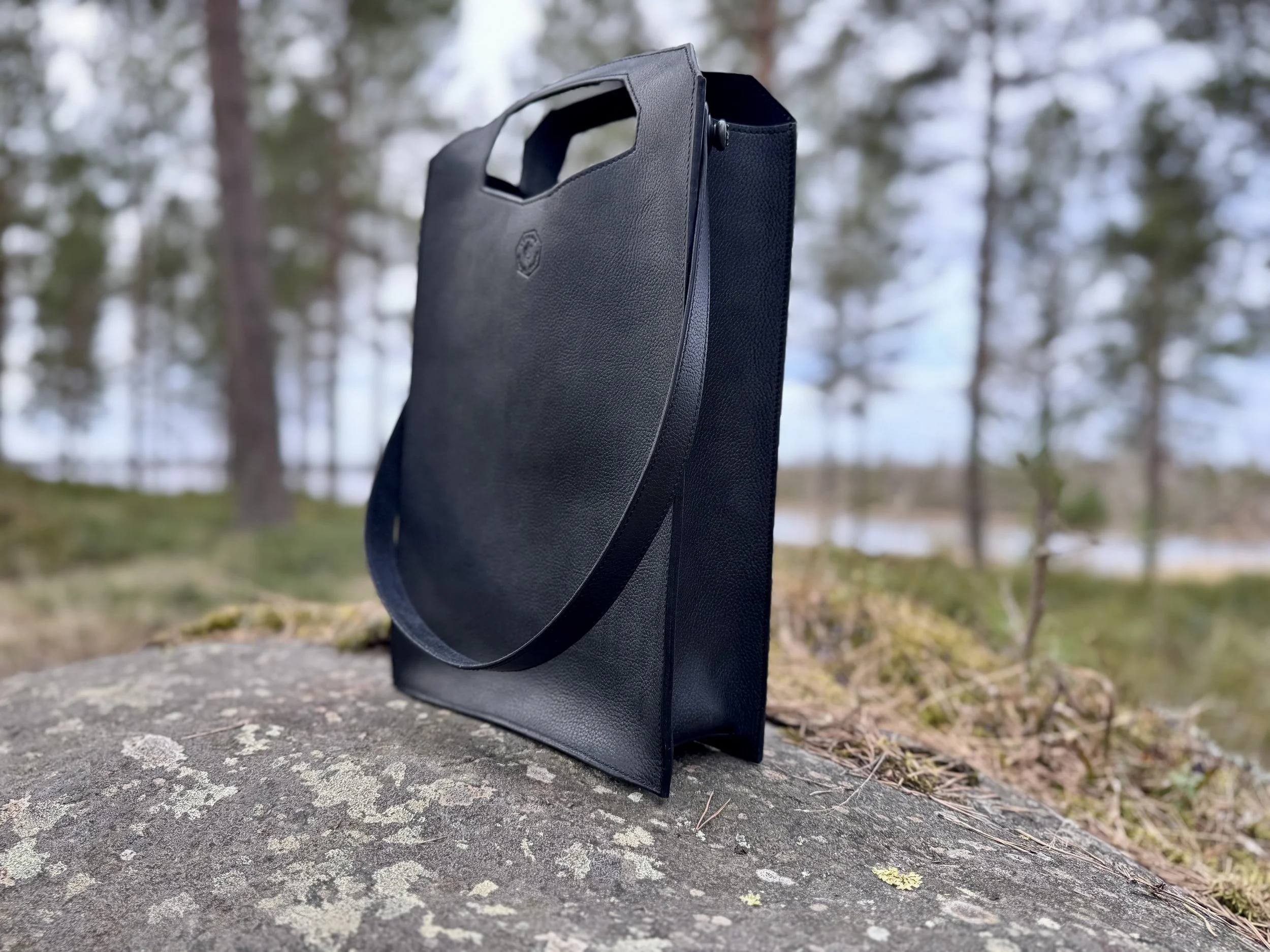 P00013_Tote_9.jpeg