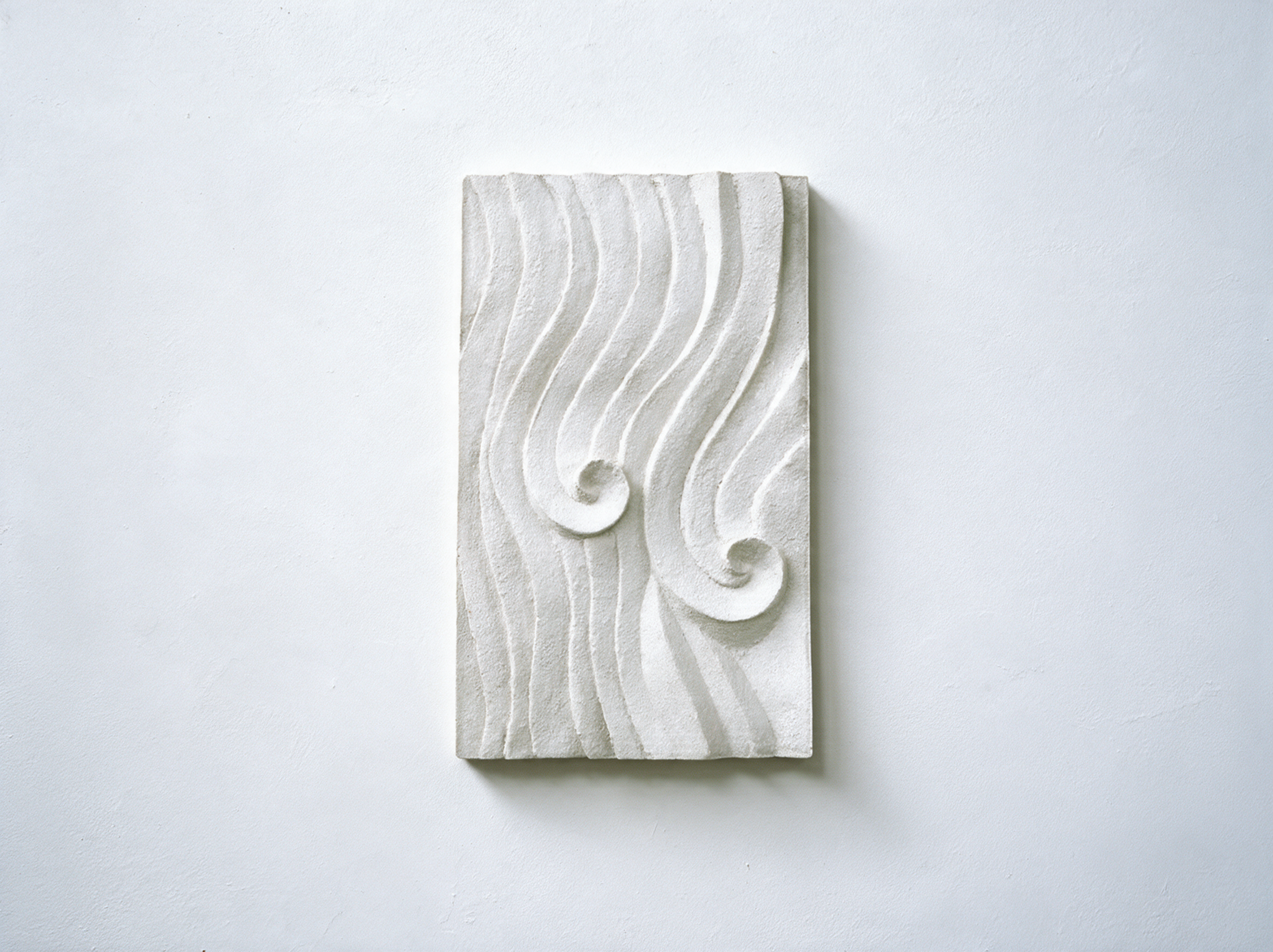 White Dune Ripple 2 with two spirals and sweeping parallel ridges.