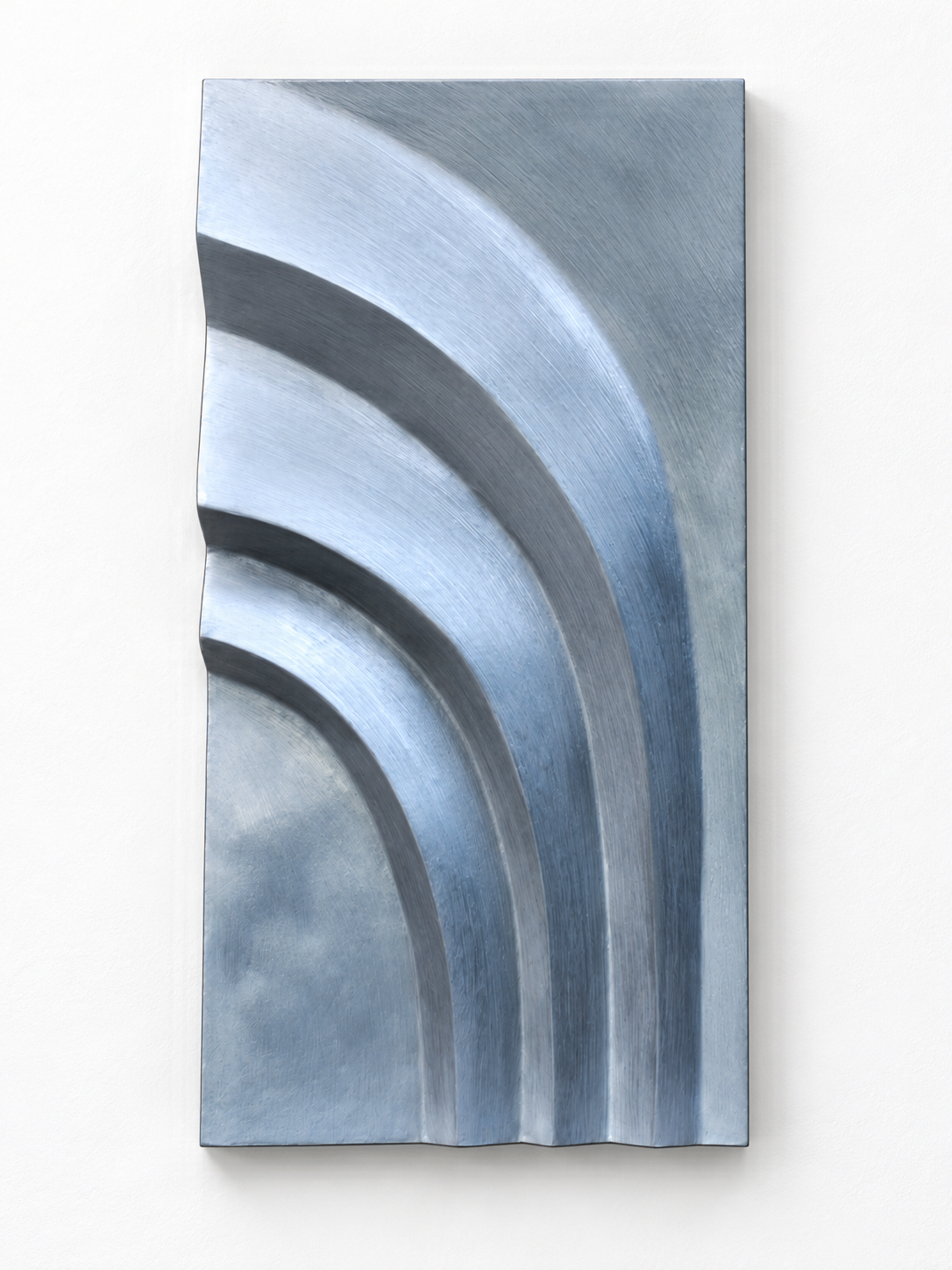 Pewter-coloured Egyptian Palm relief with four broad curved bands against white.