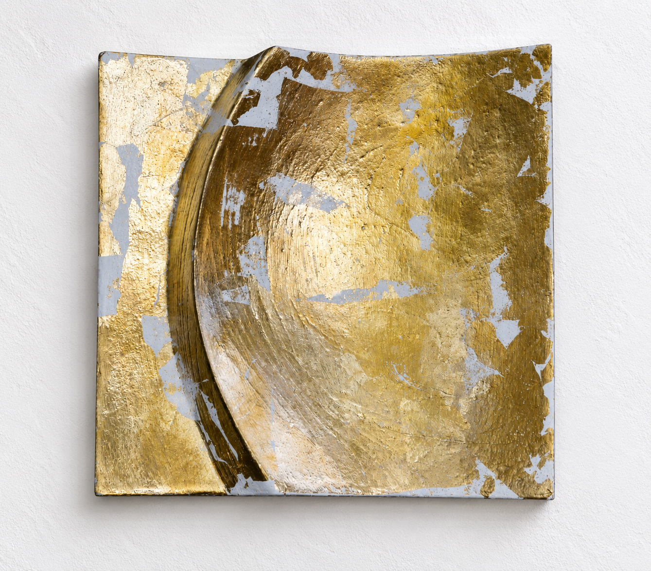 White and gold-coloured Moonphase panel with a sweeping bowl-shaped recess, against a pale background.