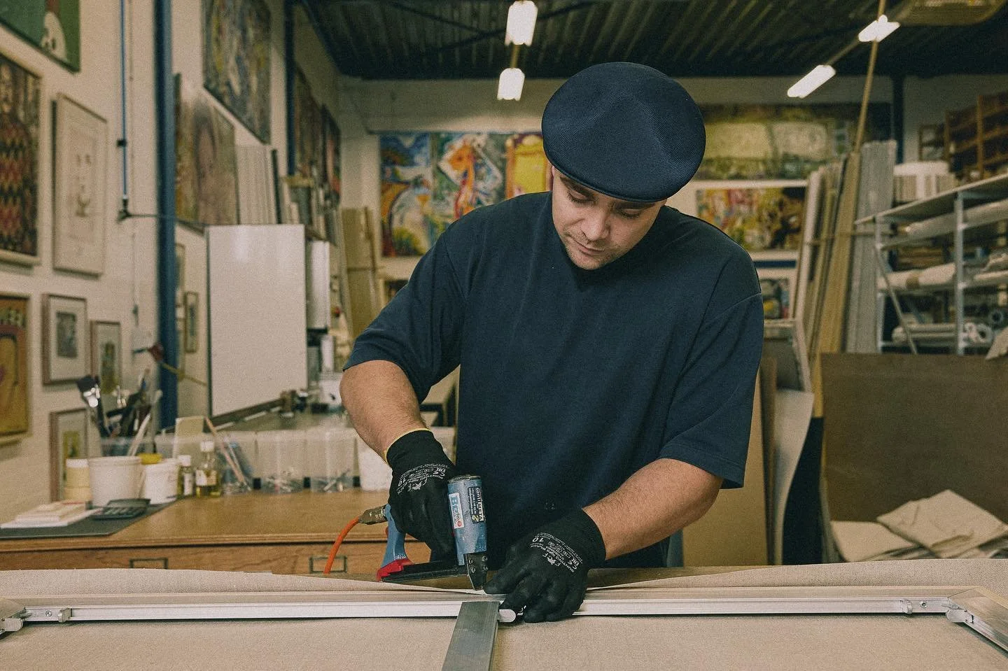 Heeft u een canvas nodig in een speciale maat?
 Geen probleem! Bij ons kunt u terecht voor canvassen die perfect passen bij uw wensen. Wij bieden op maat gemaakte canvassen op hoogwaardige aluminium- houten frames die we zorgvuldig opspannen op versc