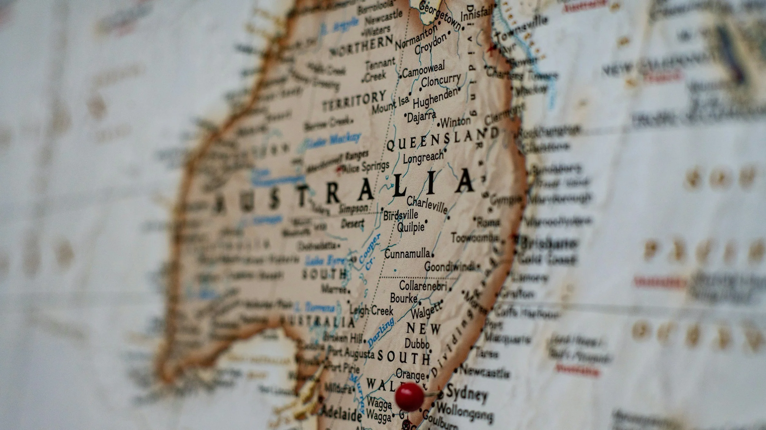  Australia, about the size of the United States, is an extremely diverse country.  