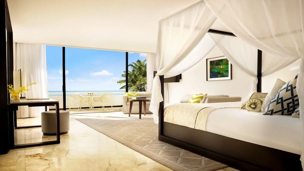  Discover an exclusive and intimate honeymoon experience on Hayman Island. 