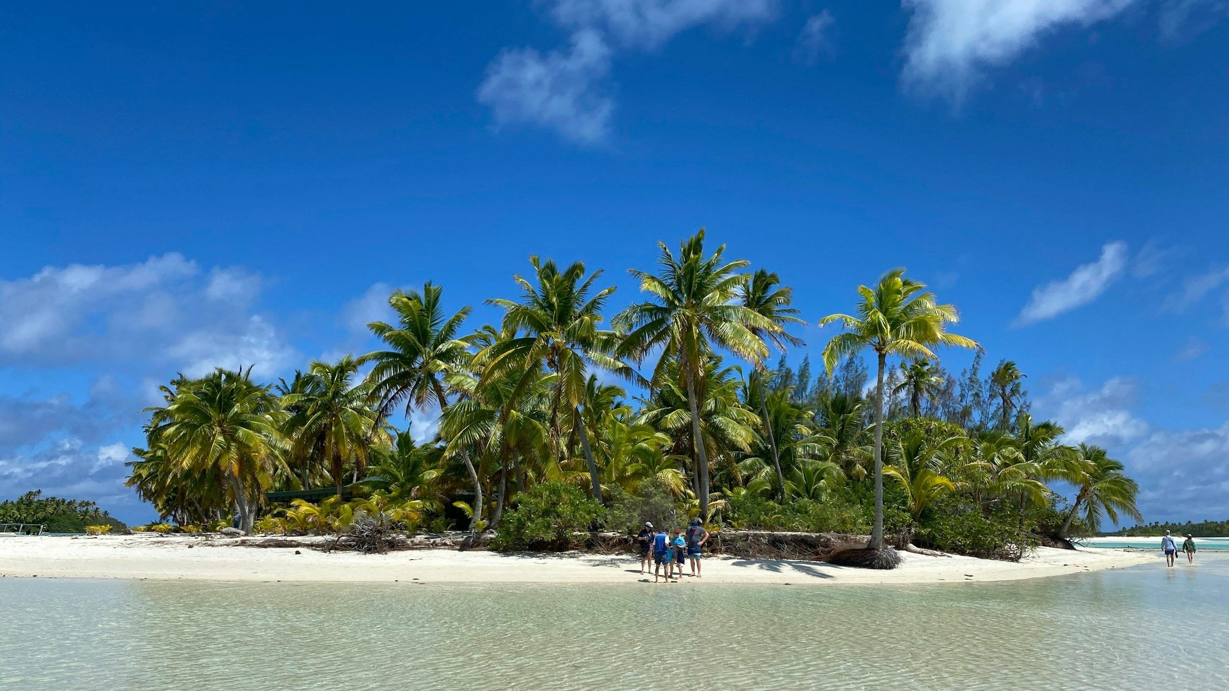  The Cook Islands are a welcoming place for solo travelers. 