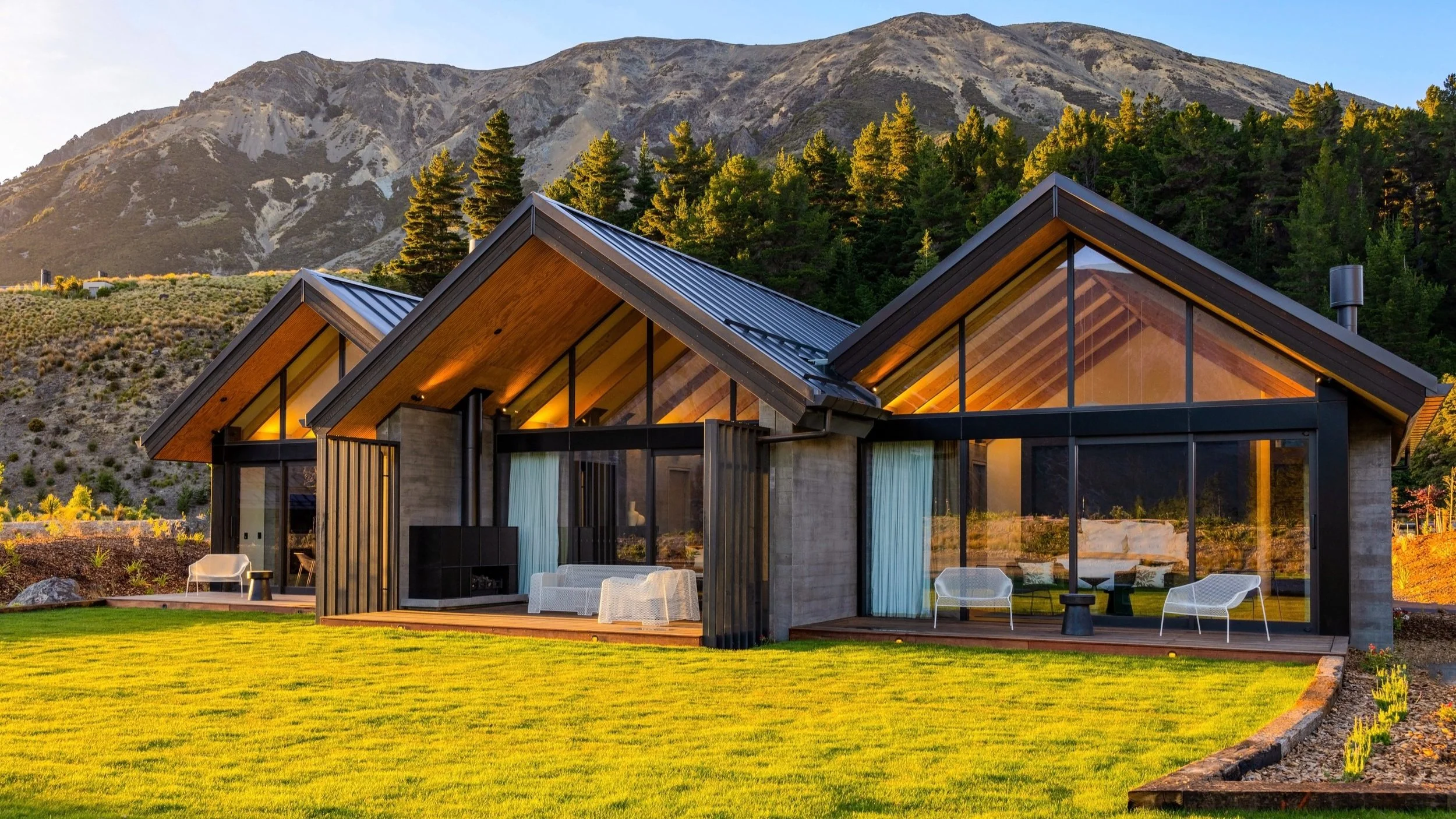  The new villas at Flockhill Lodge are immersed in New Zealand’s natural beauty. Image source: Flockhill Lodge 