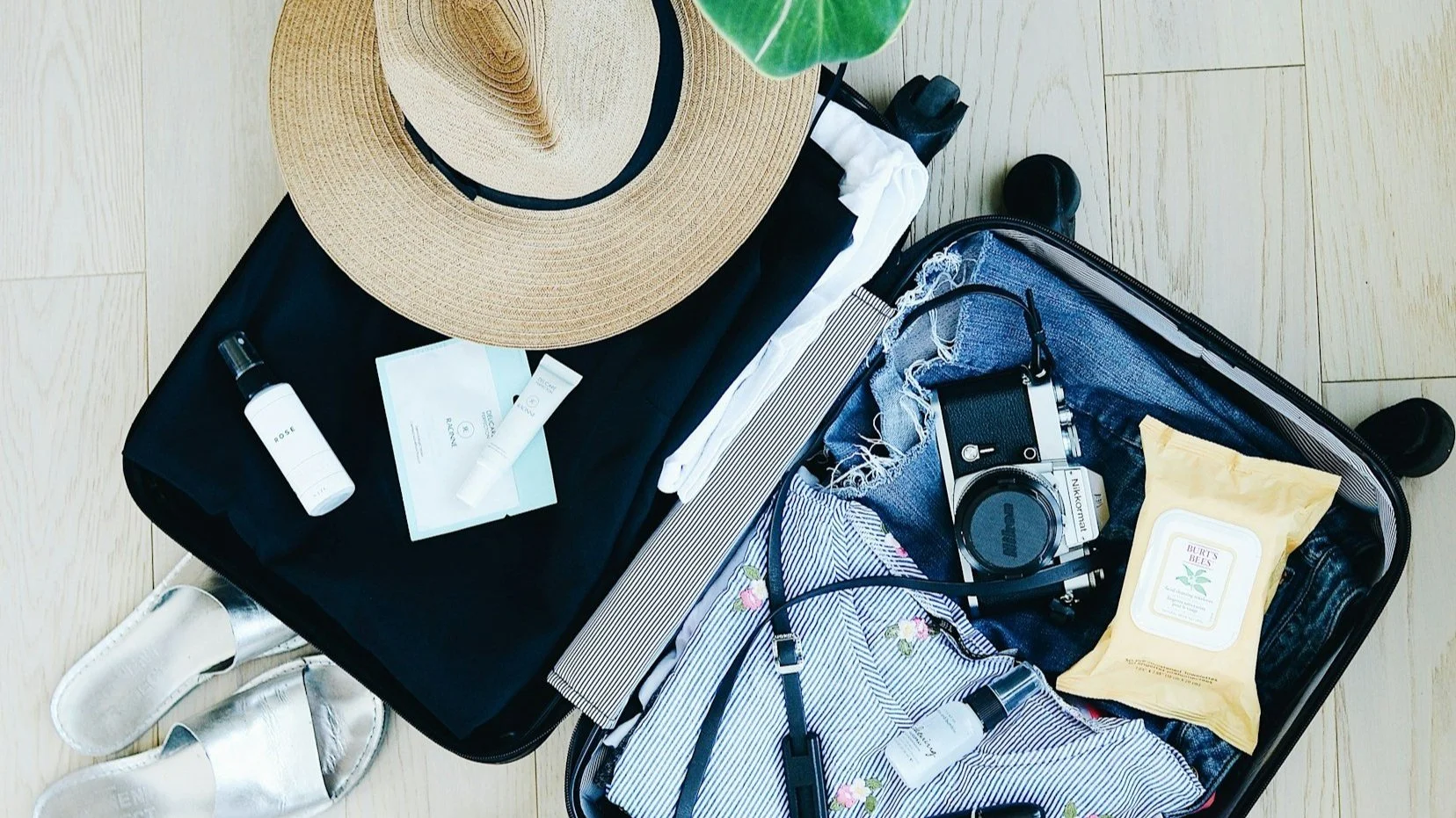  Check the forecast so you pack accordingly, but be prepared for changing weather during shoulder season. 