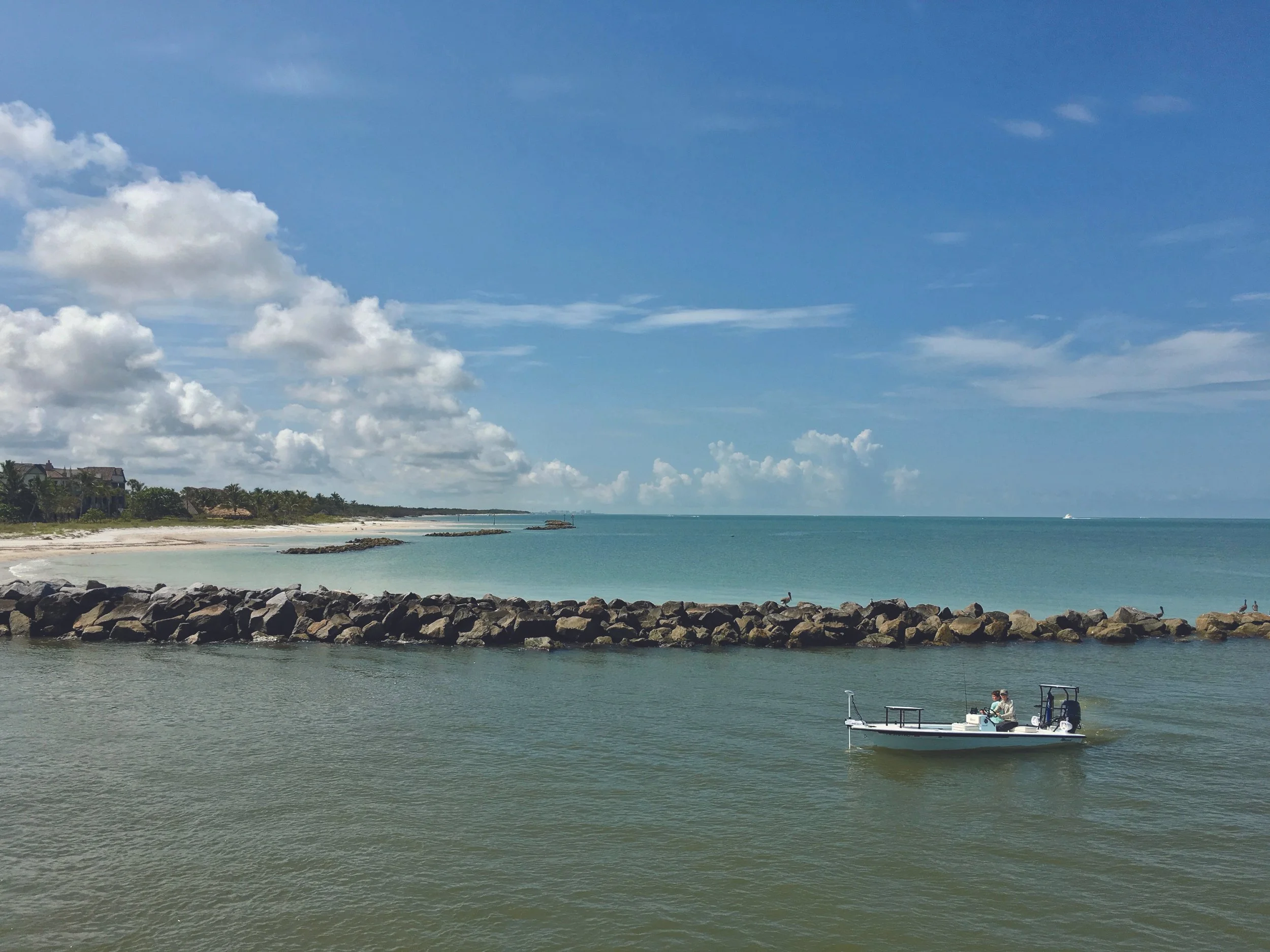 Gordon Pass - View of Keewaydin Island.jpg