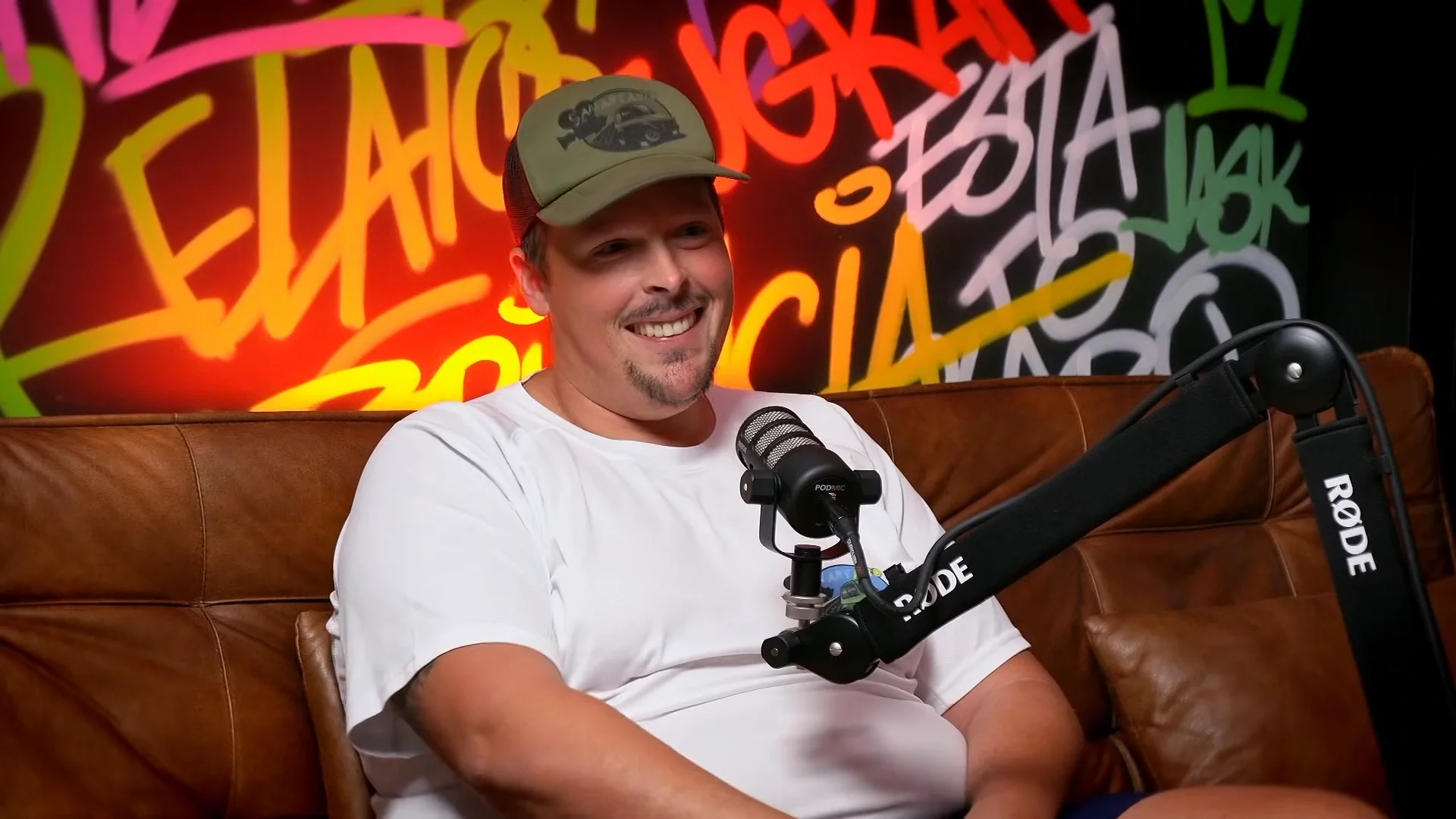 Abraham Navarro durante una entrevista en Esta to Claro Podcast, impulsor del evento Las Crucitas Arguineguín