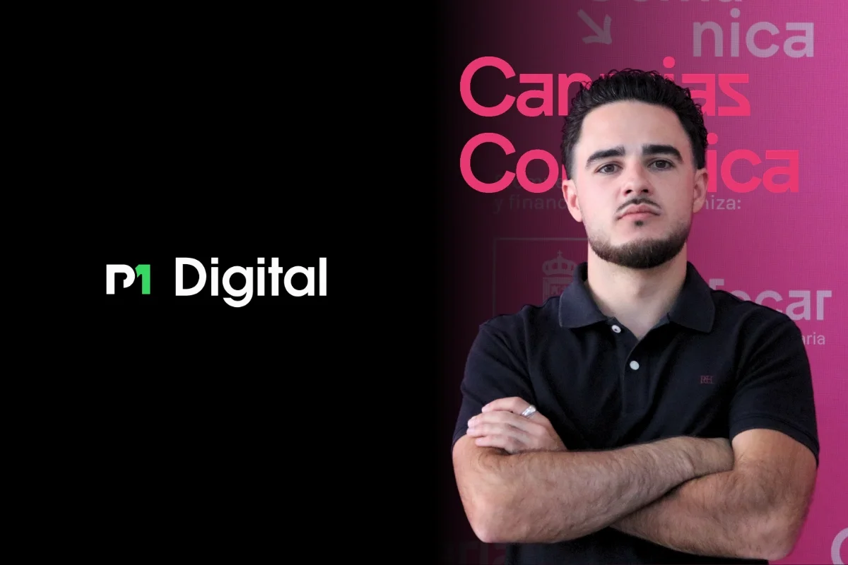 Marco Palacios junto al logo de MP Digital y Canarias Comunica 2026 tras asistir al evento sobre inteligencia artificial y marketing