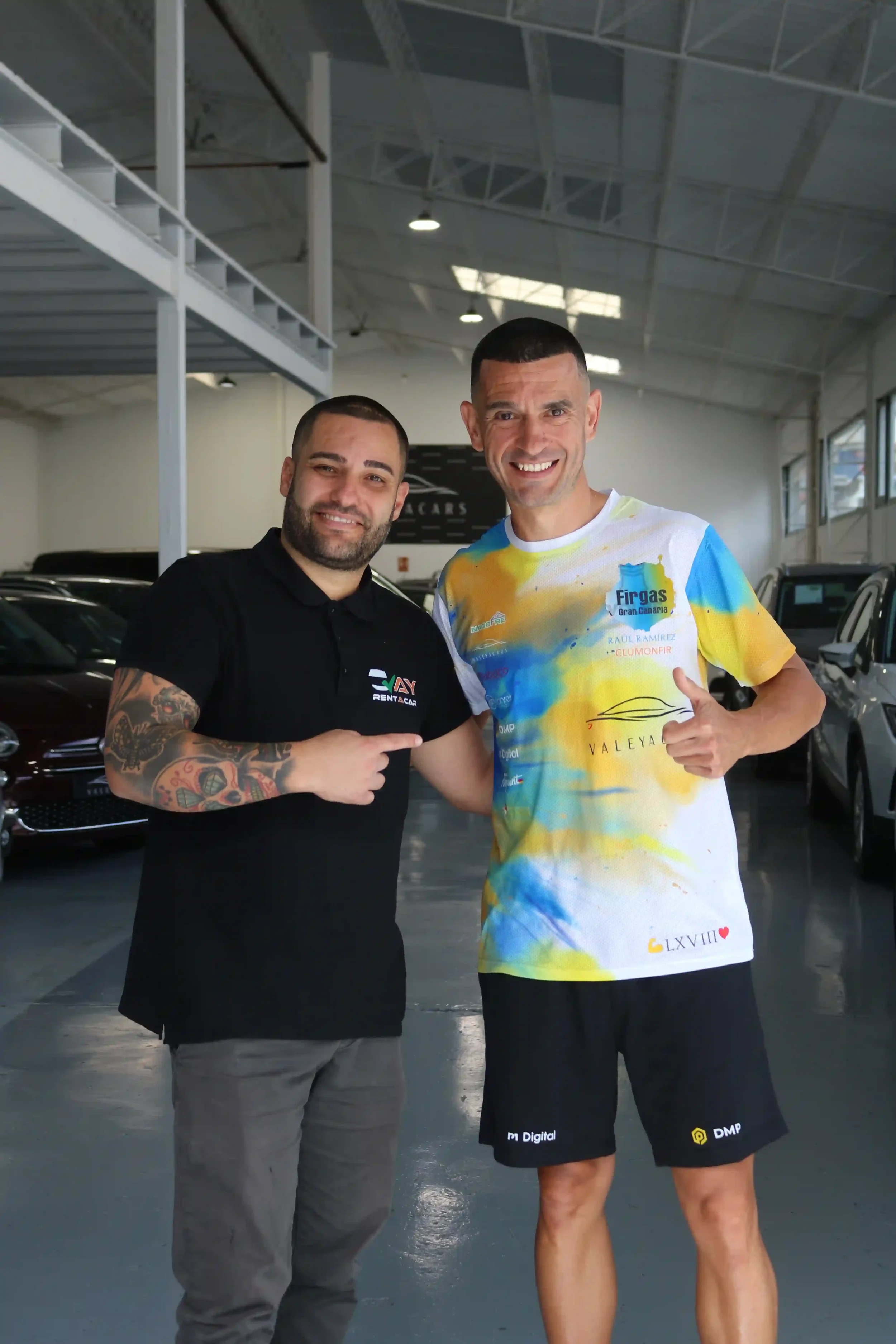3-raul-ramirez-visita-instalaciones-valeyacars.webp