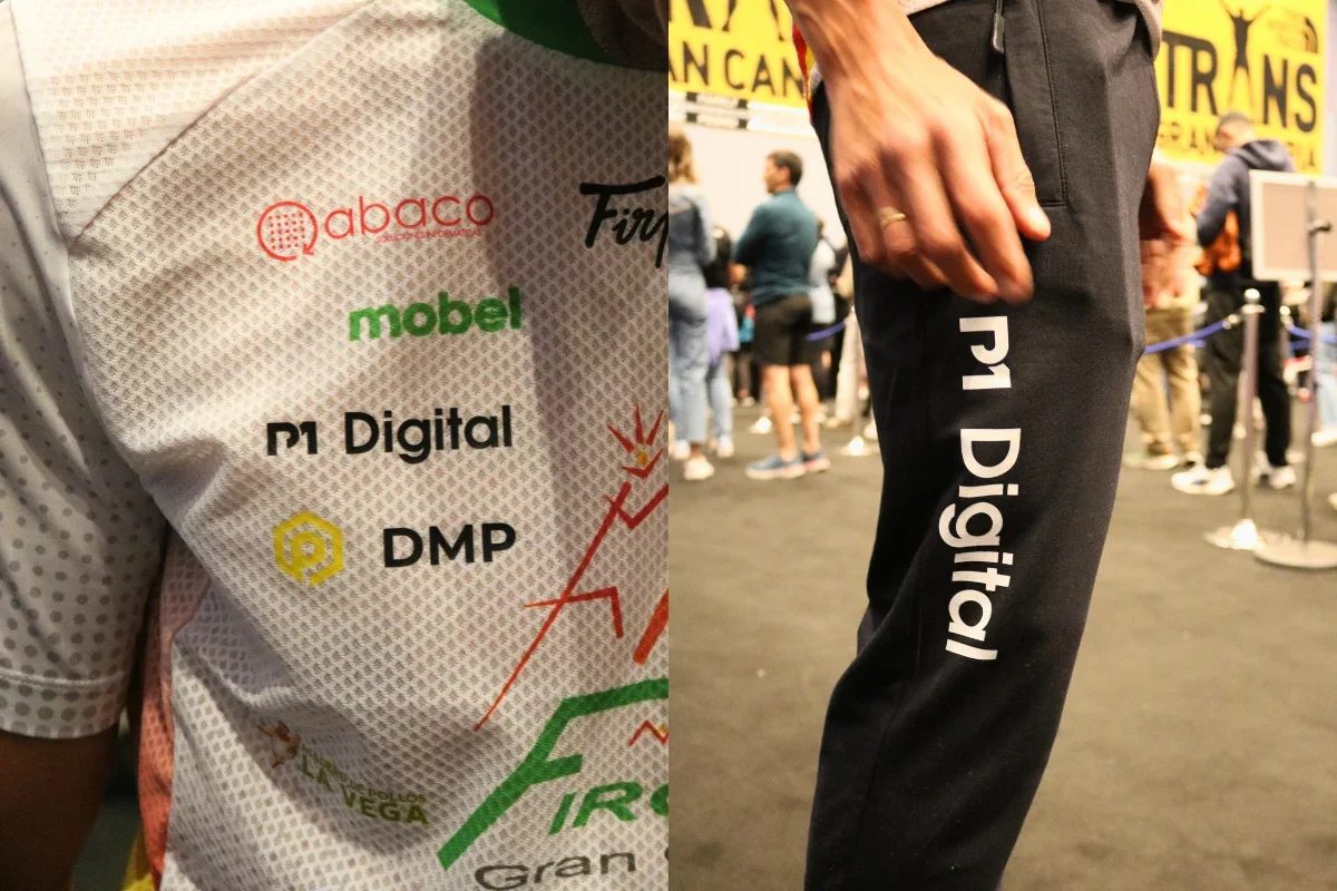 Detalle del uniforme de Raúl Ramírez con los patrocinadores, incluyendo MP Digital y DMP, durante la previa en ExpoMeloneras