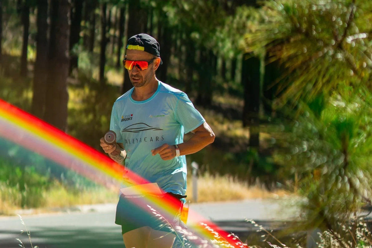 Raúl Ramírez corriendo durante una prueba de trail antes del Vertical de Guelguén 2026 en La Palma