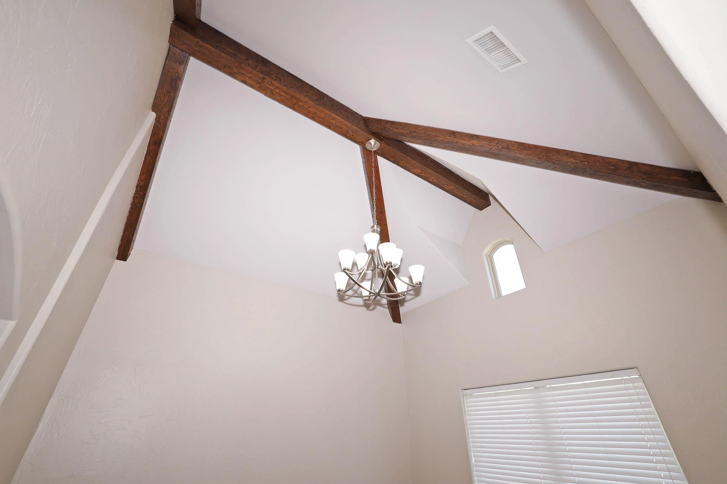 16-Formal Dining Area Ceiling.jpg