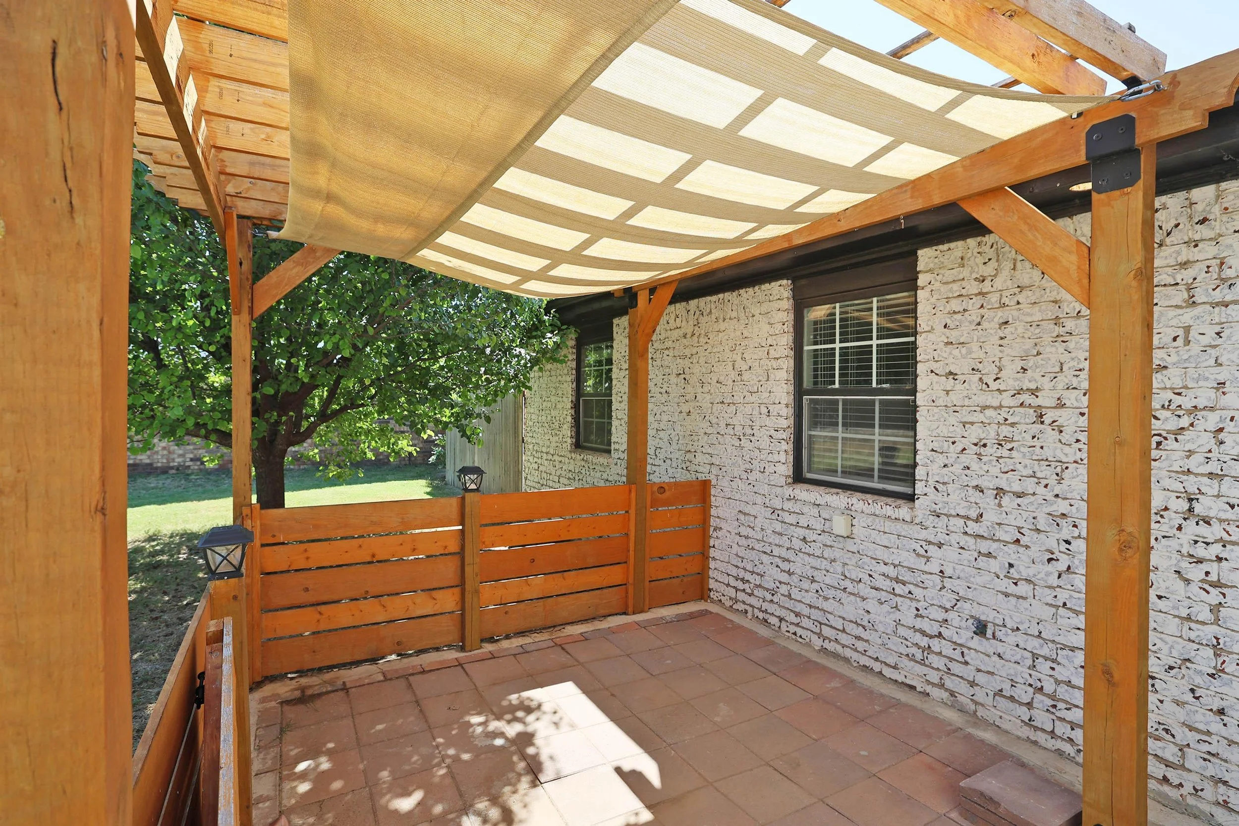 4-Front Porch.jpg