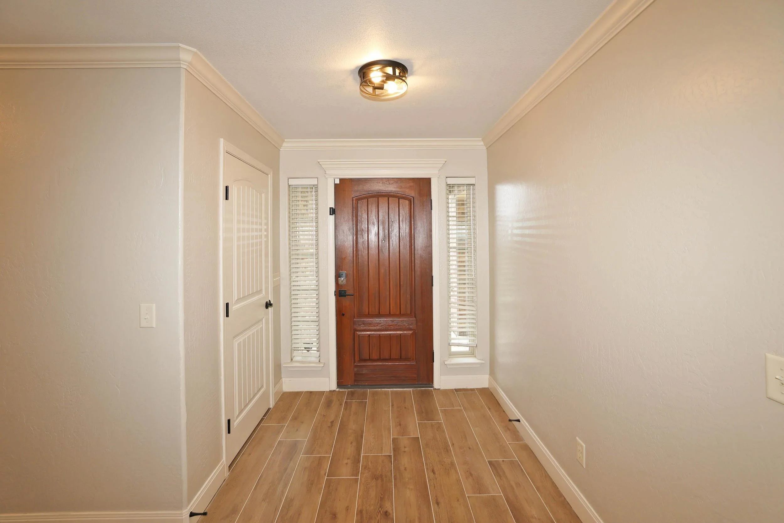 4-Entry.jpg