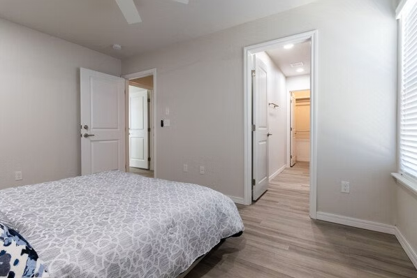 Bedroom 2 b .png