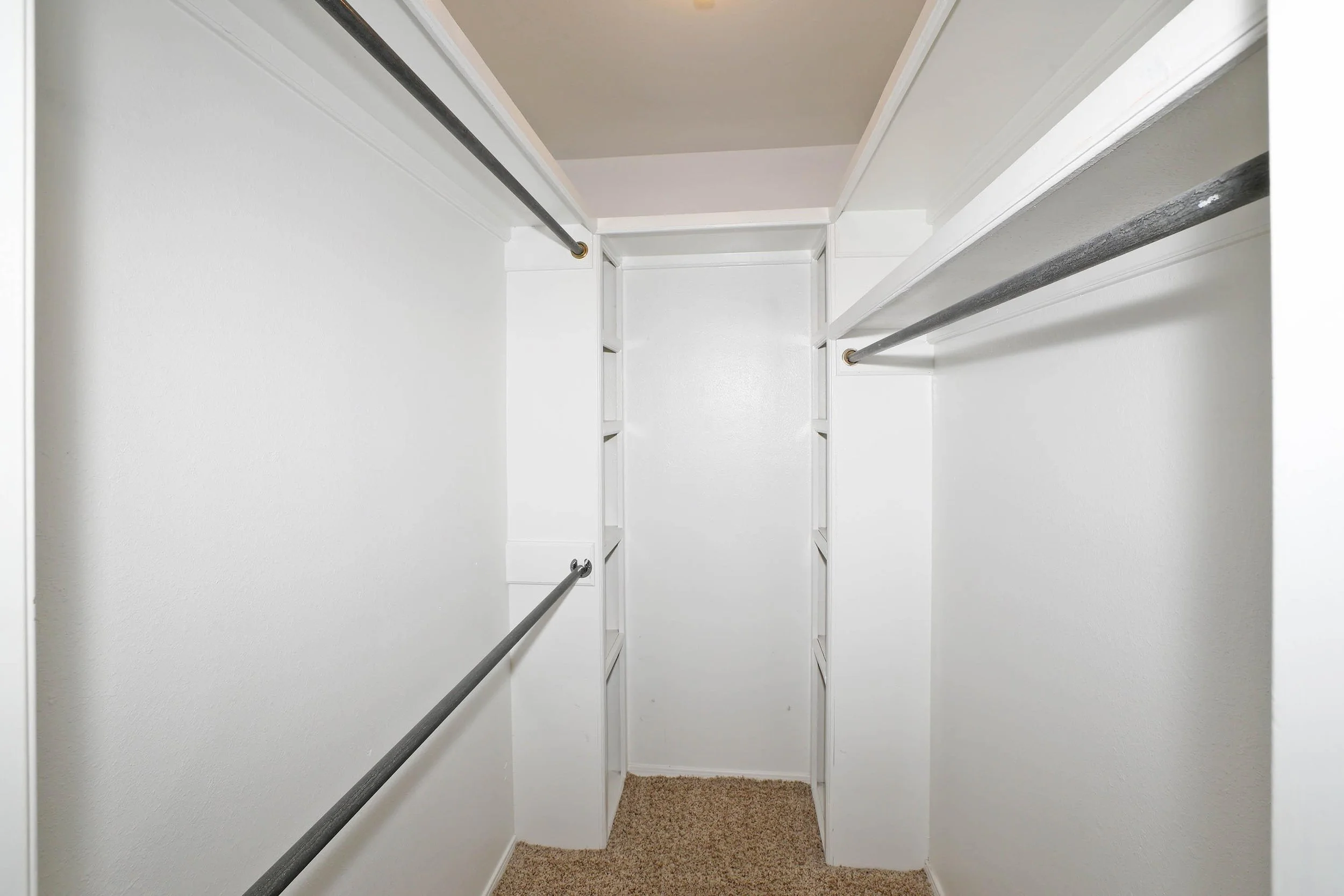 17-Primary Closet.jpg