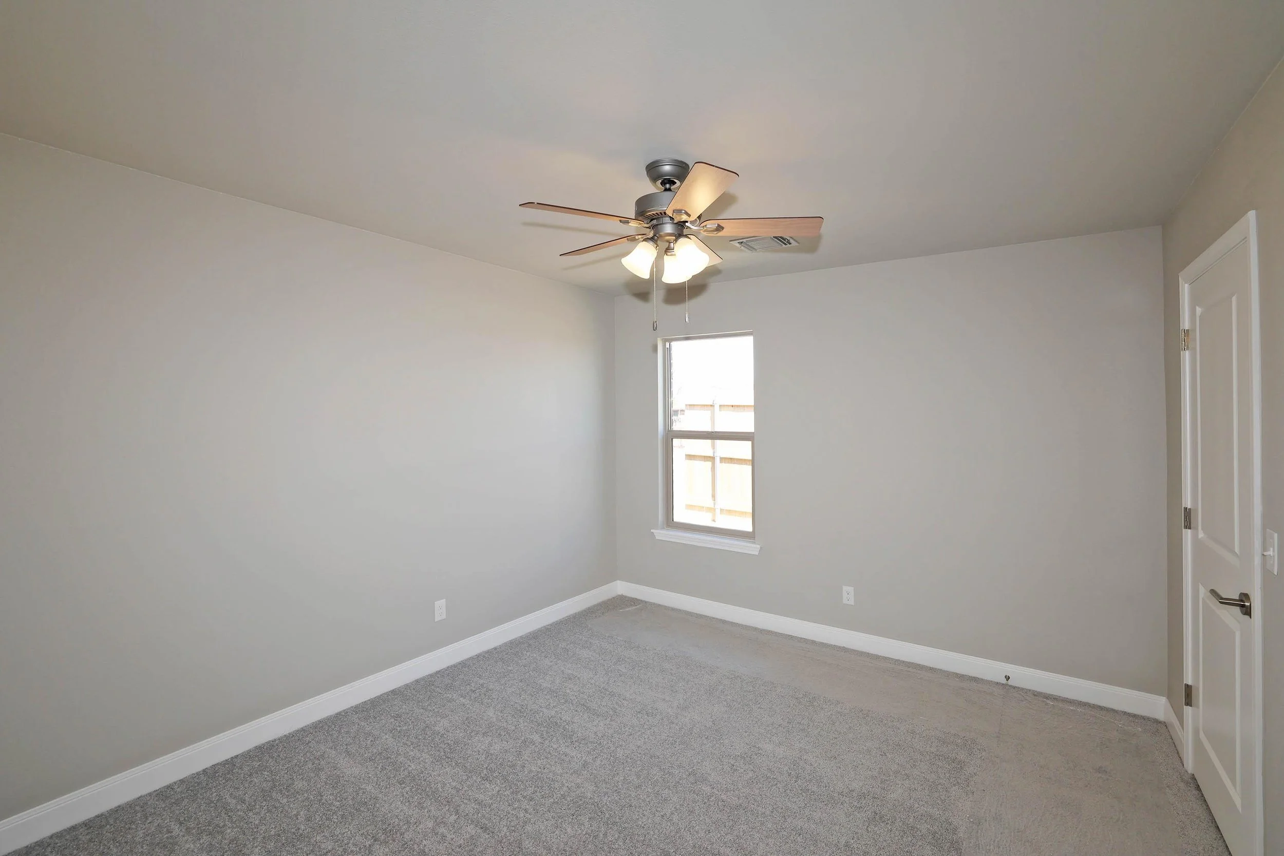 22-2nd Bedroom.jpg
