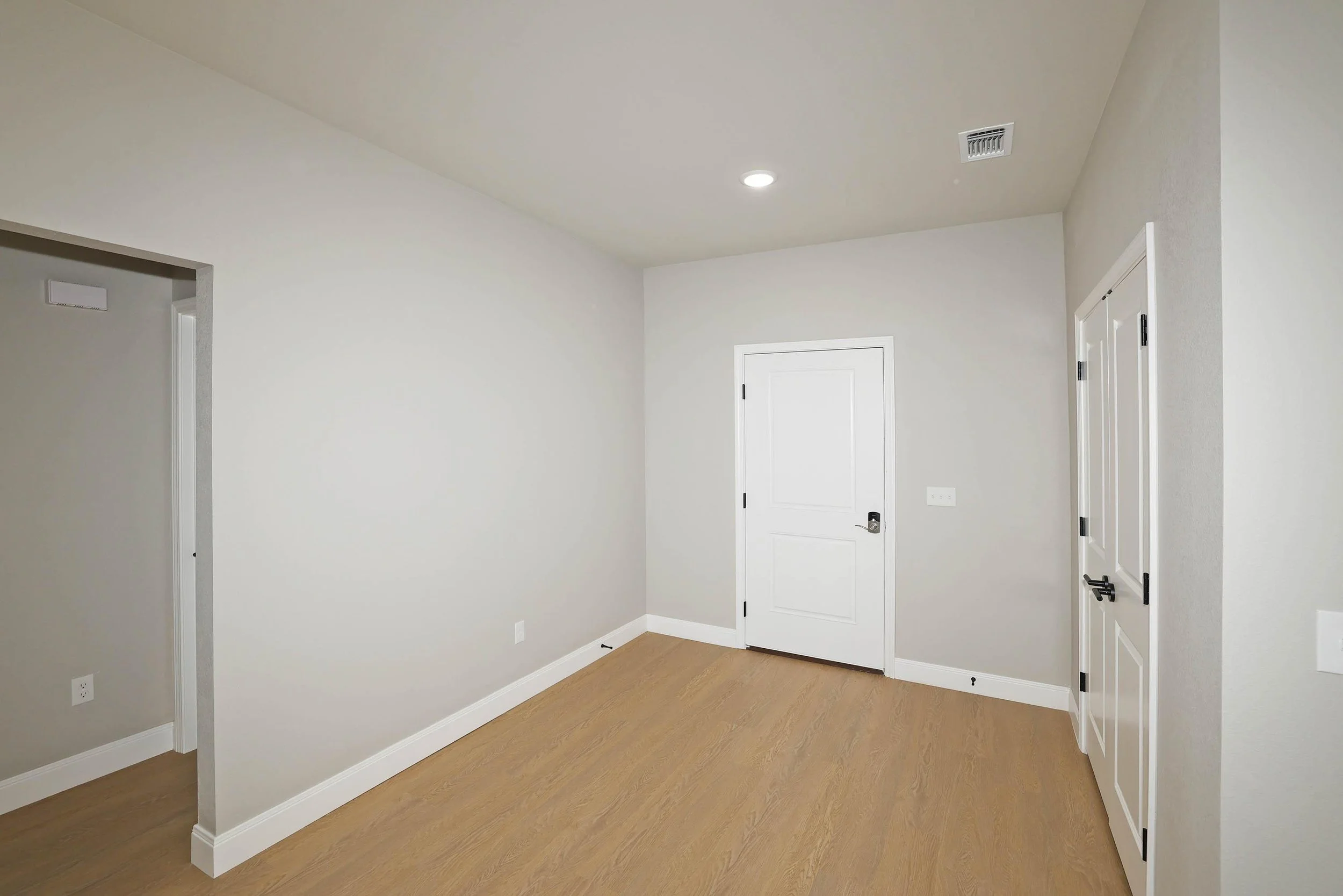 3-Entry.jpg