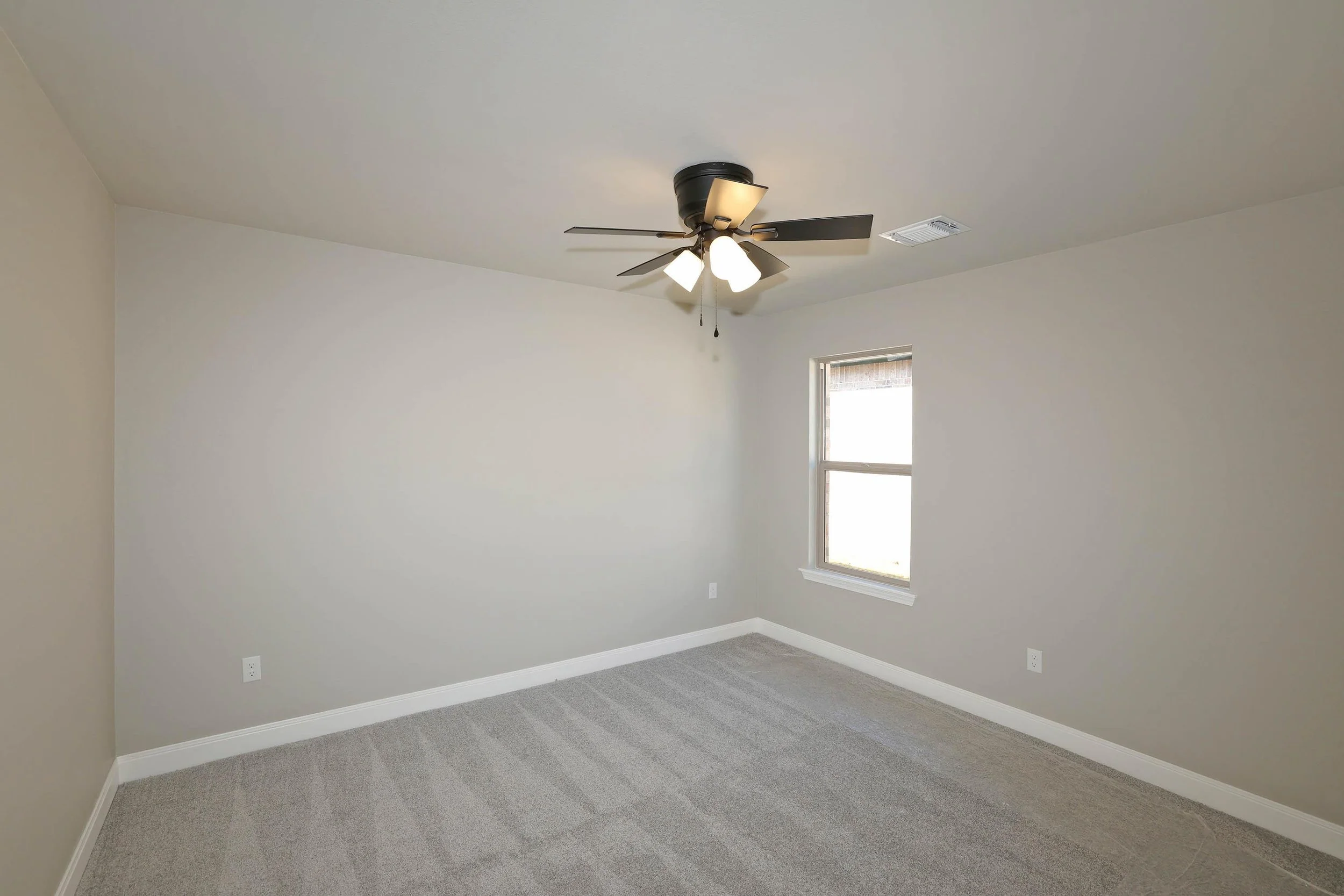 25-3rd Bedroom.jpg