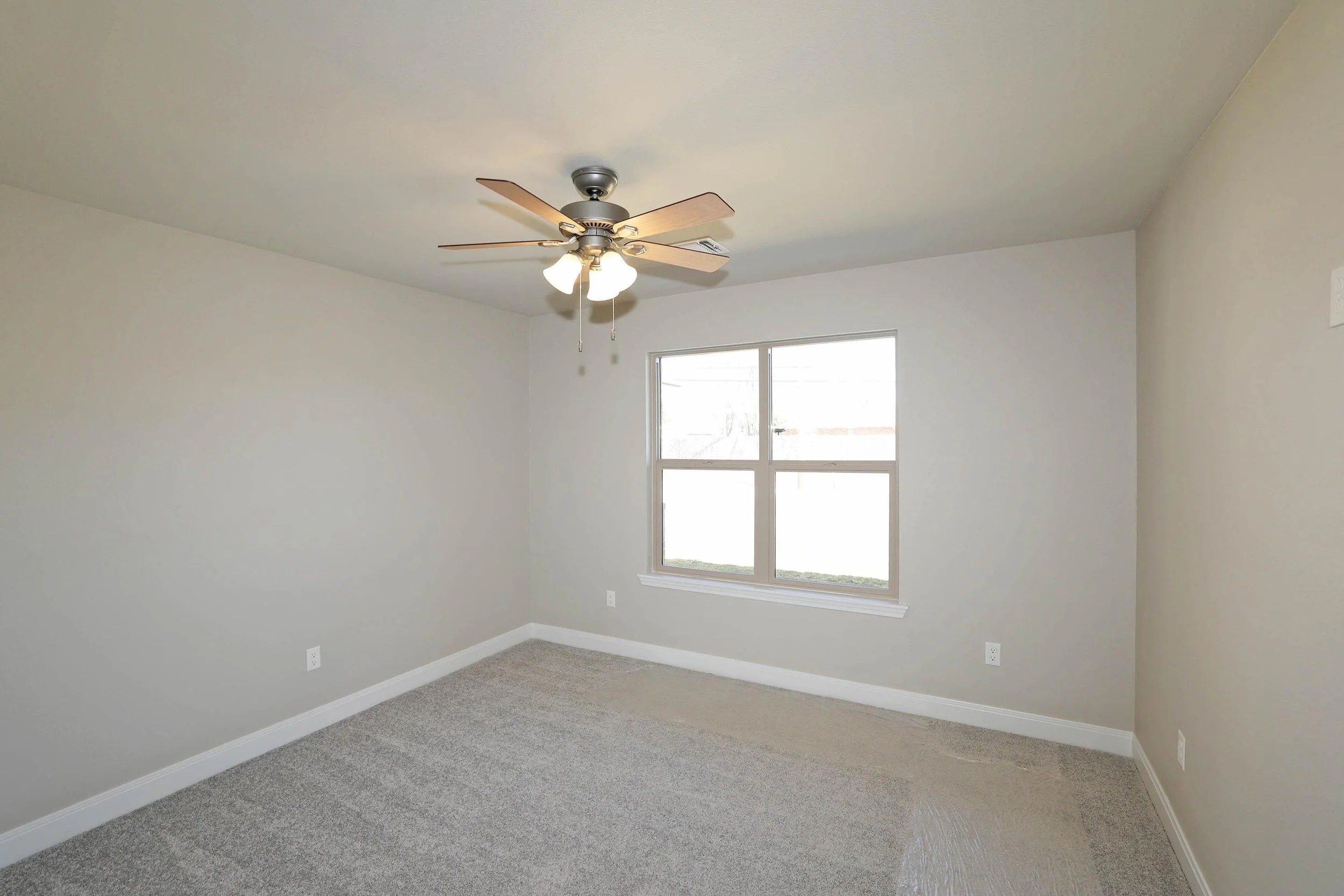 14-2nd Bedroom.jpg