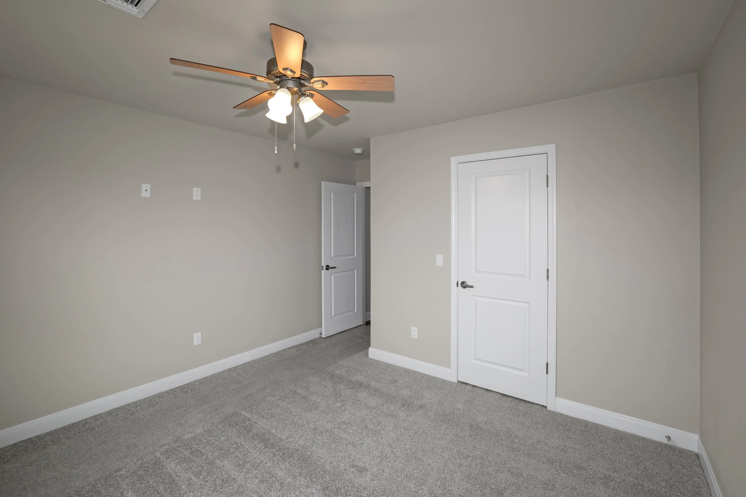 19-3rd Bedroom.jpg