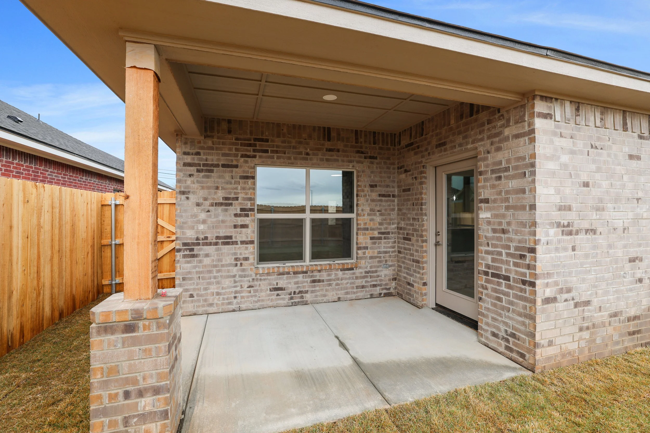 27-Back Patio.jpg